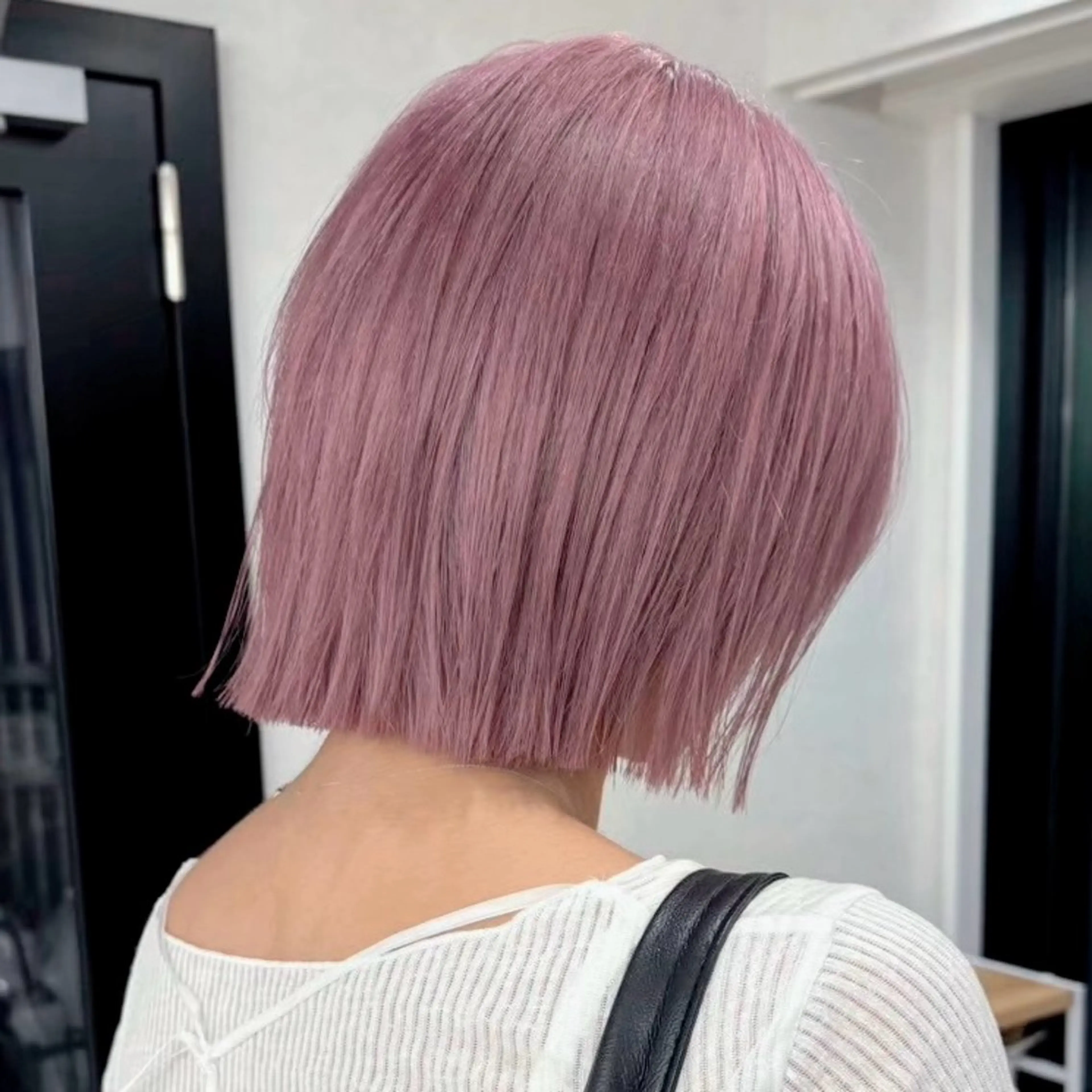 ミディアム ハイトーンイヤ リングカラー清水隆央のヘアスタイル