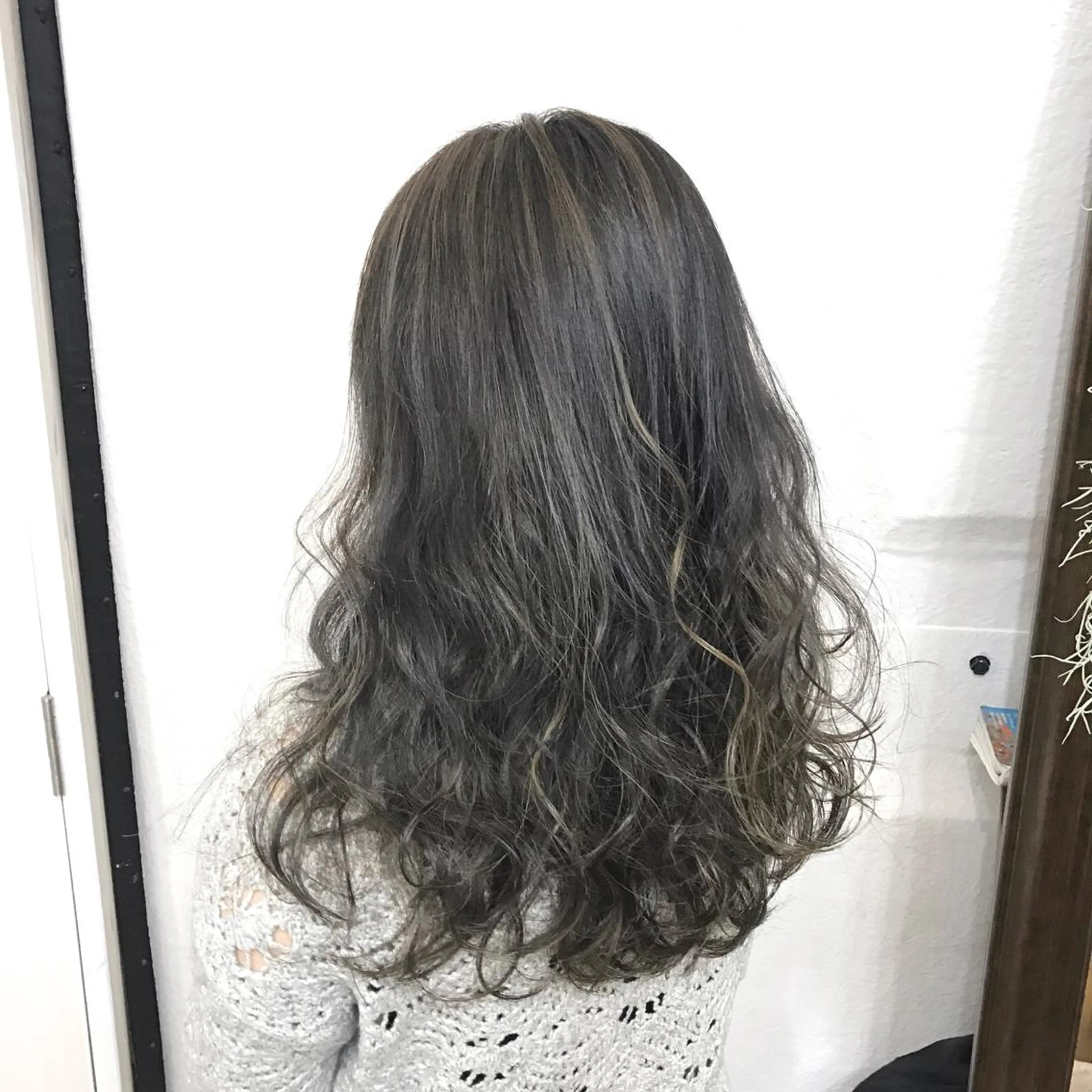 カラー ハイライトカラー K-POP好き美容師 🇰🇷Kai.Yのヘアスタイル