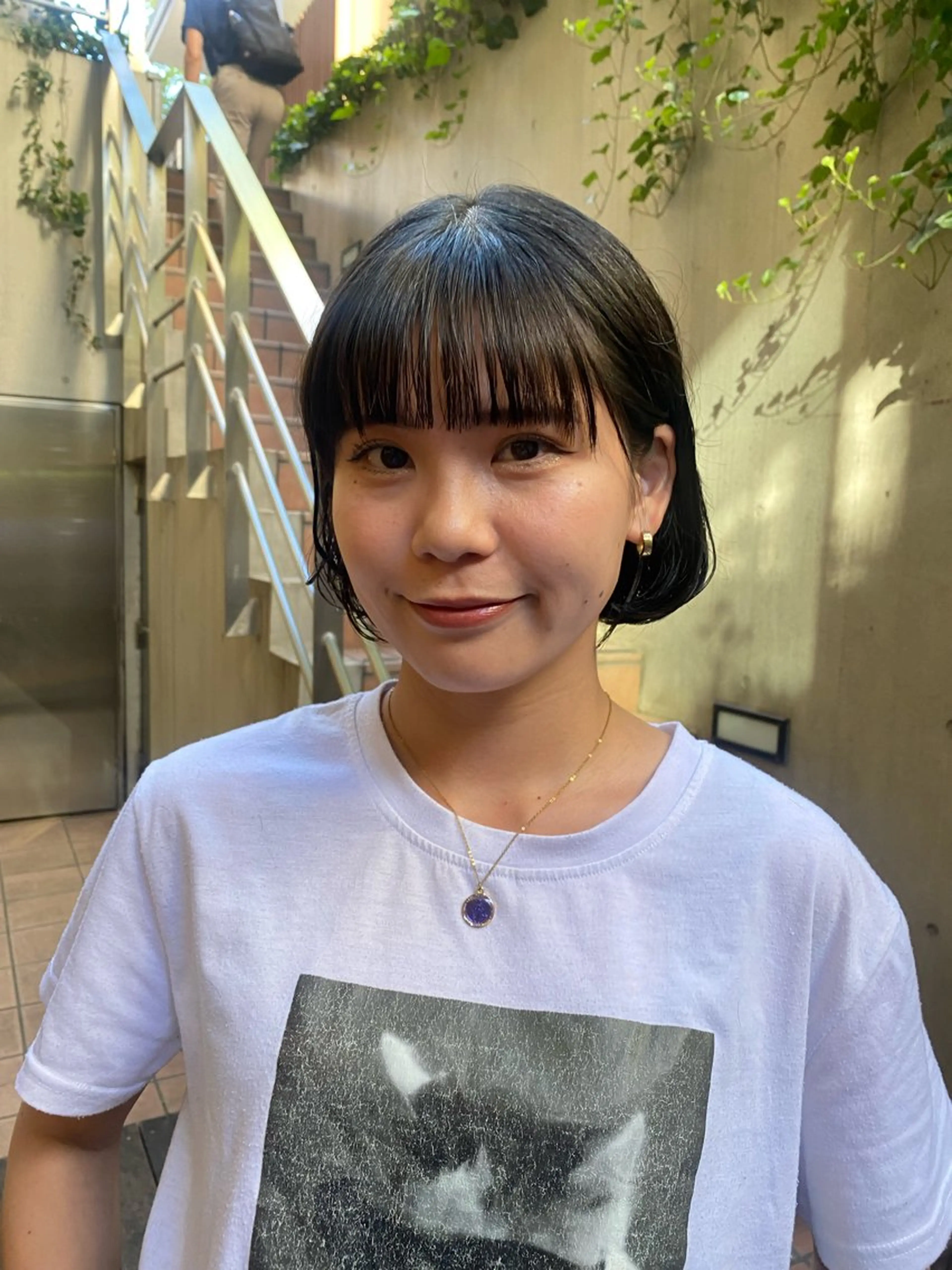 ショート ボブ カット パーマ 大人可愛い♡コテ巻き パーマ🌼杉田 萌恵のヘアスタイル