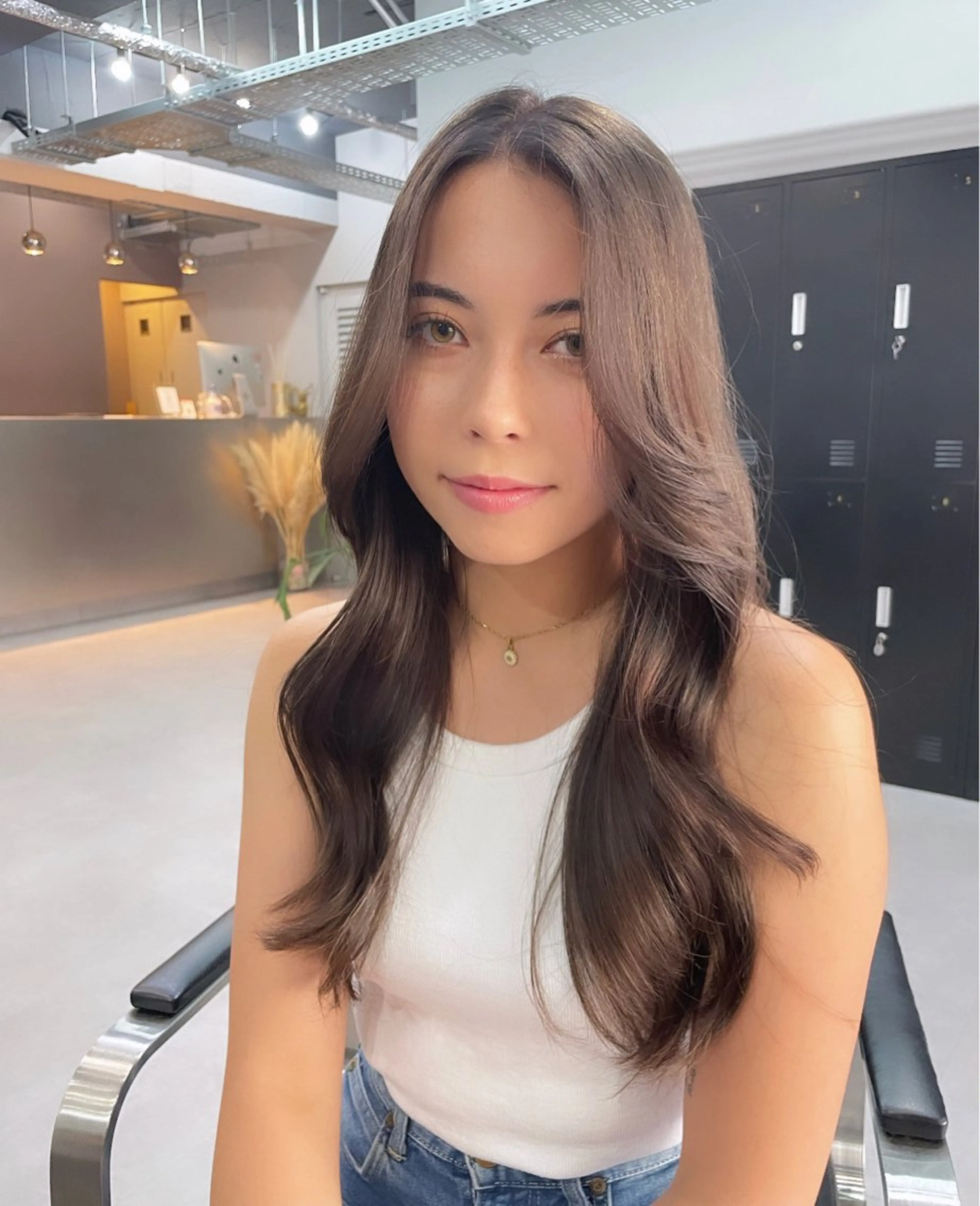 ロング カラー ミルクティーベージュ ❤︎レイヤー　MIAのヘアスタイル