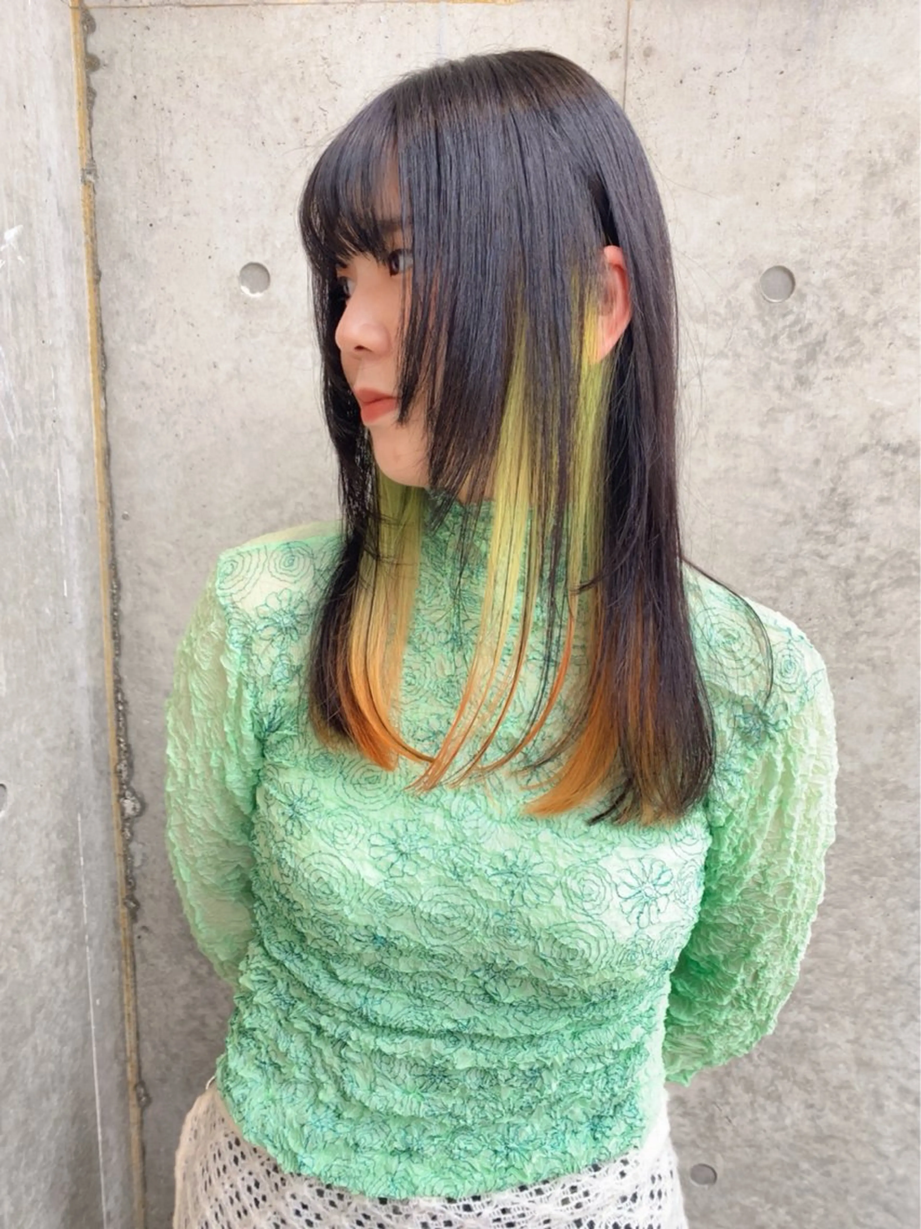 【デザインカラー】ダブルカラー＋顔周りカット/イヤリング/インナーカラー/ハイライト/ローライトの写真