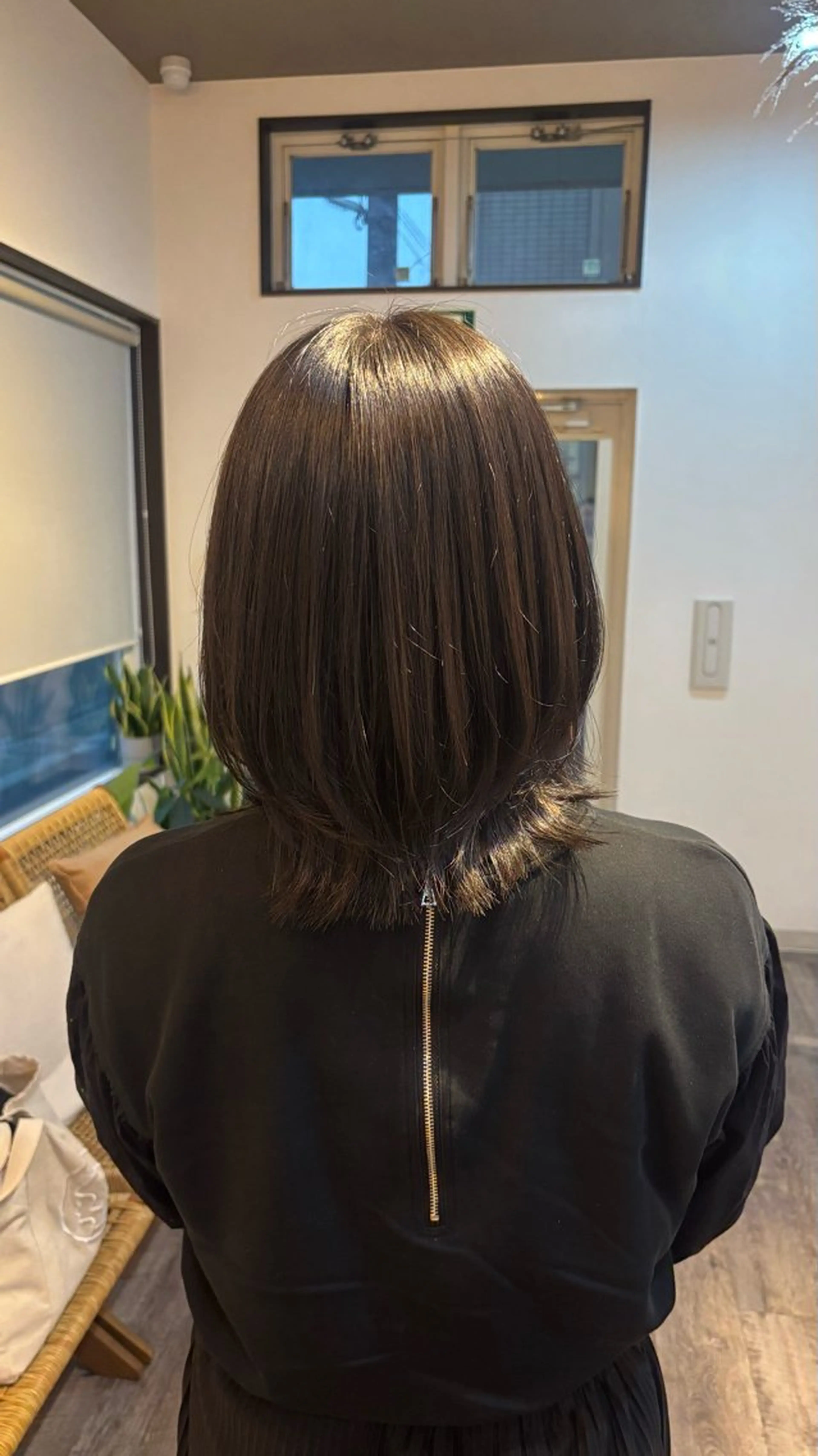 ミディアム ボブ くびれヘア ふじた/透明感カラー レイヤーカットのヘアスタイル