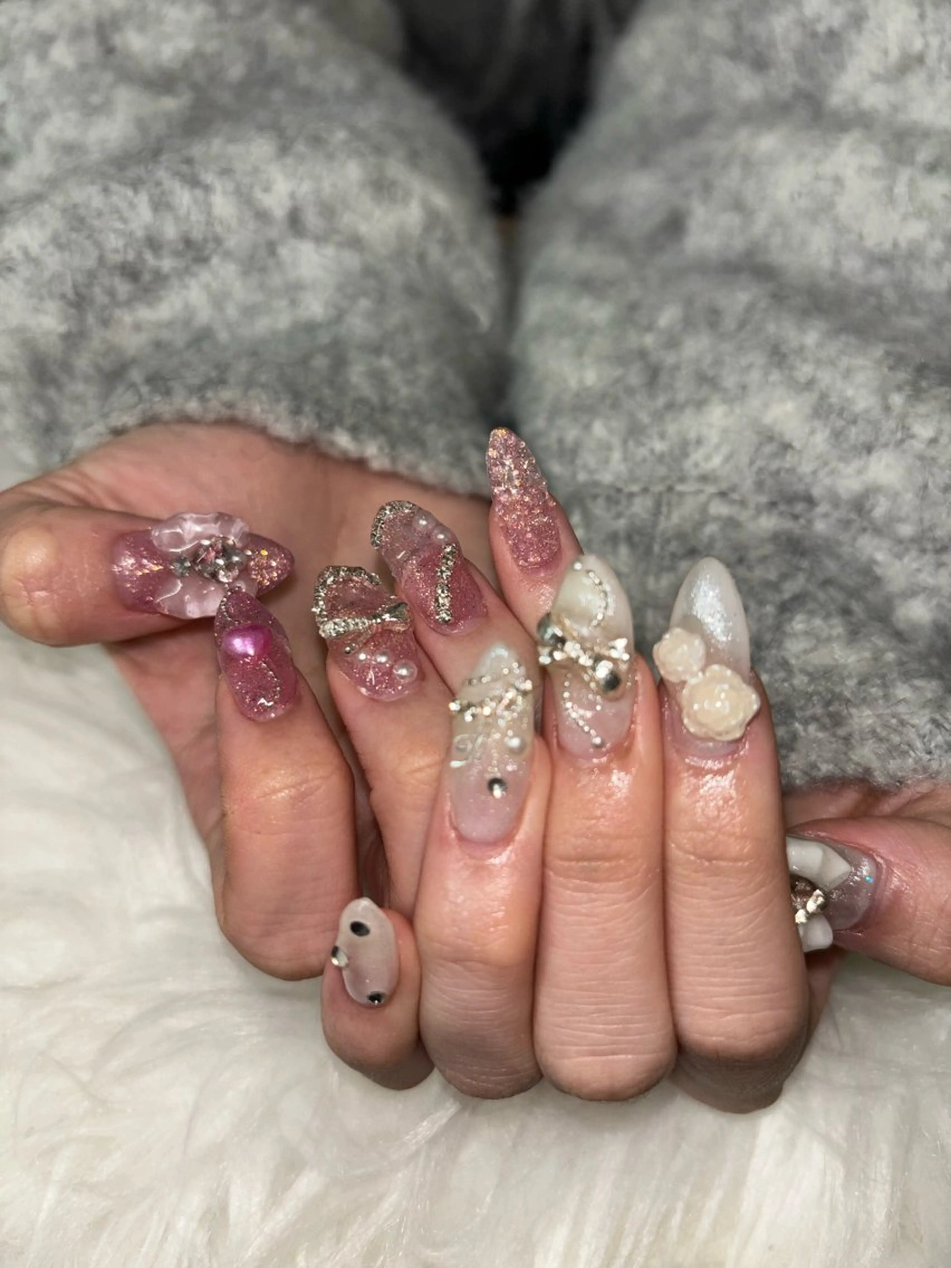 ネイル 佐藤　Roveil 勾当台公園駅徒歩5分のネイルデザイン