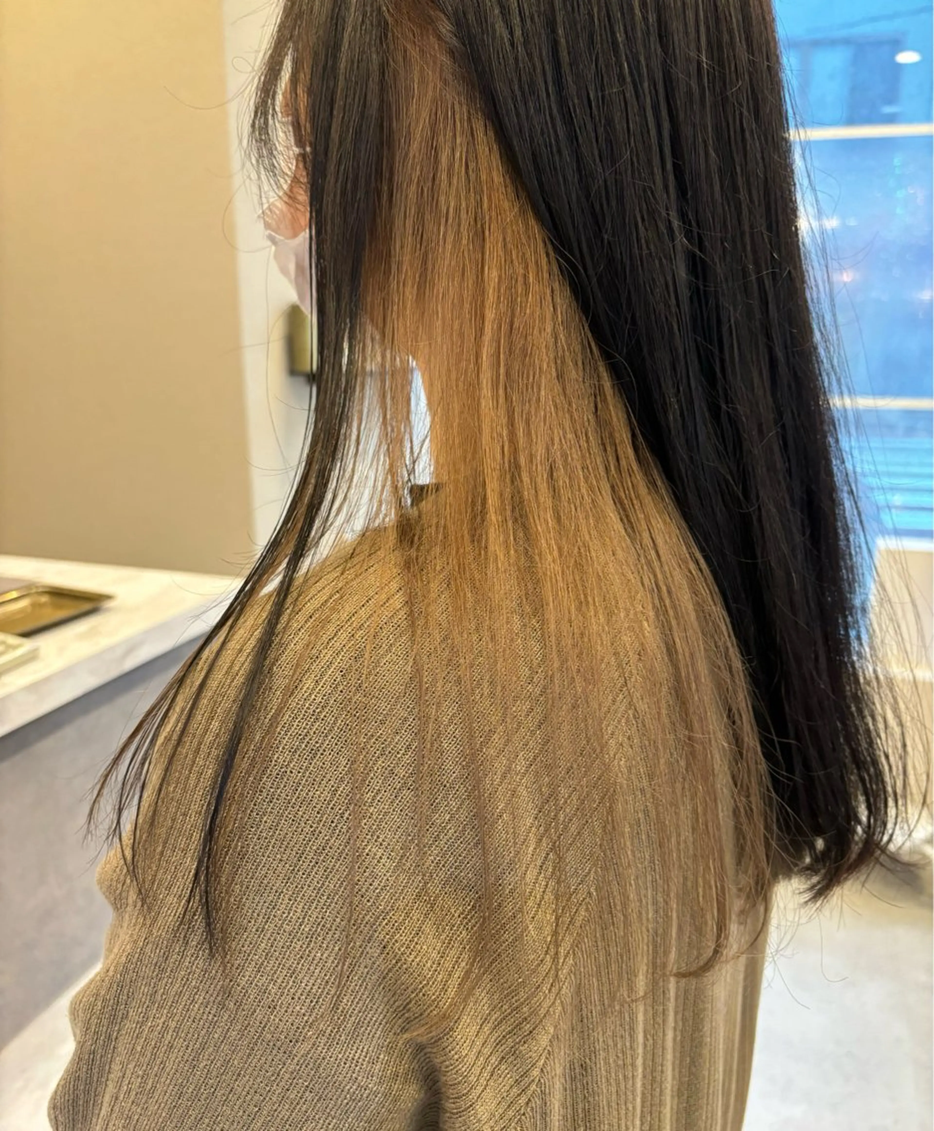 ロング 佐藤 優衣のヘアスタイル