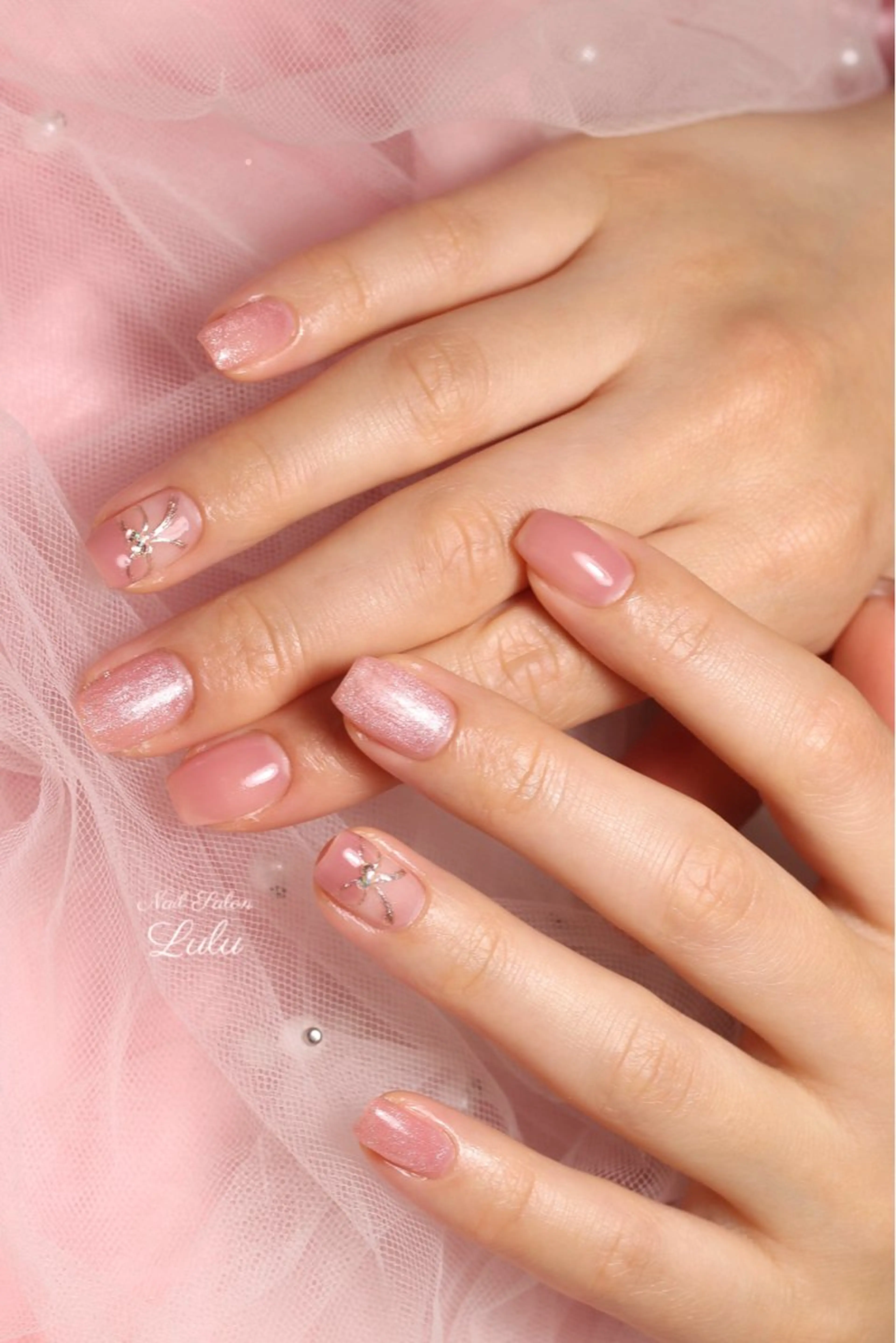 ネイル ハンドネイル Lulu nail salon 南堀江店所属・西村 あやかのネイルデザイン