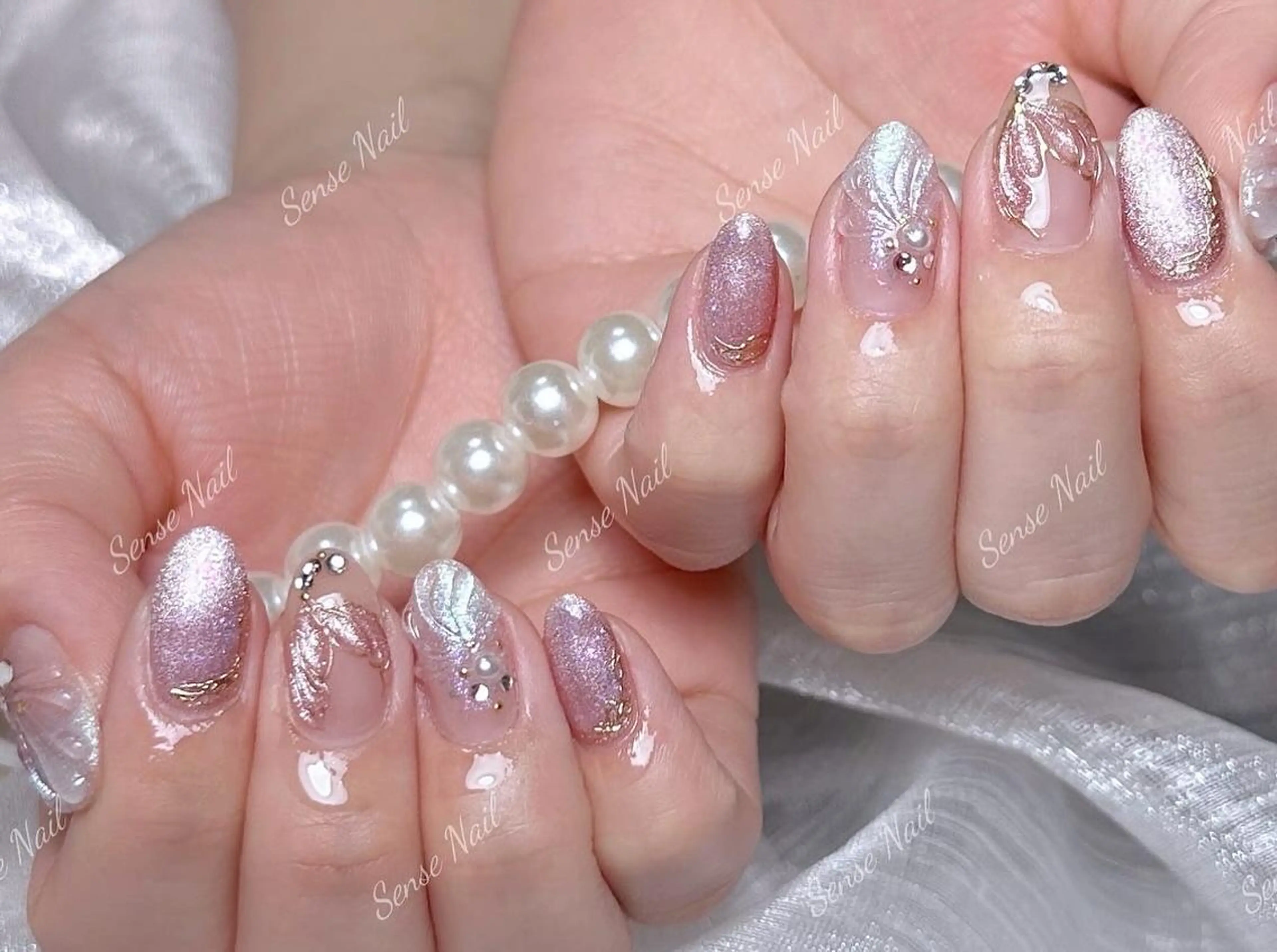ネイル ハンドネイル Queening 🦋のネイルデザイン