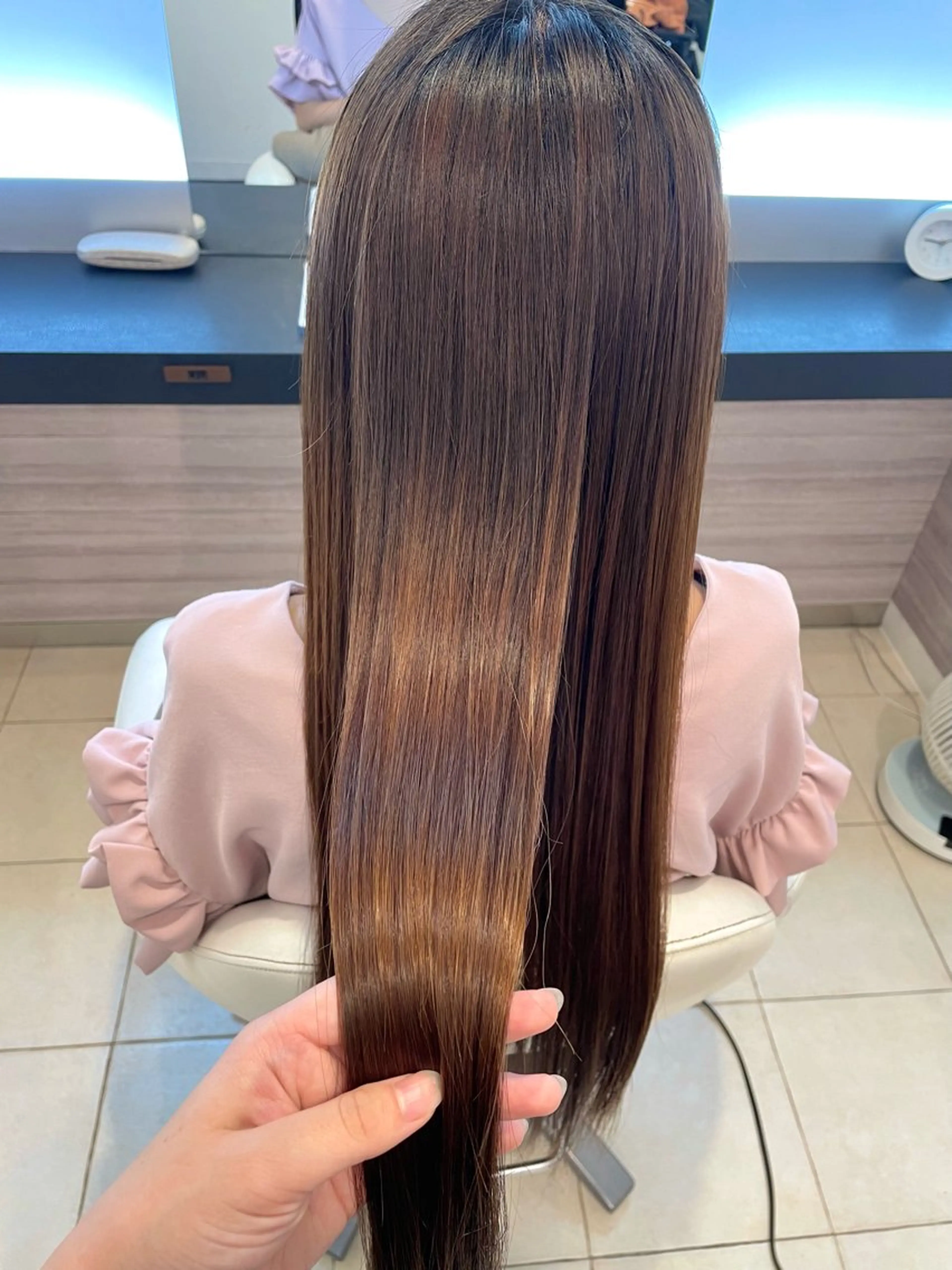 ロング 縮毛矯正 AINE 🧚🏻‍♀️のヘアスタイル