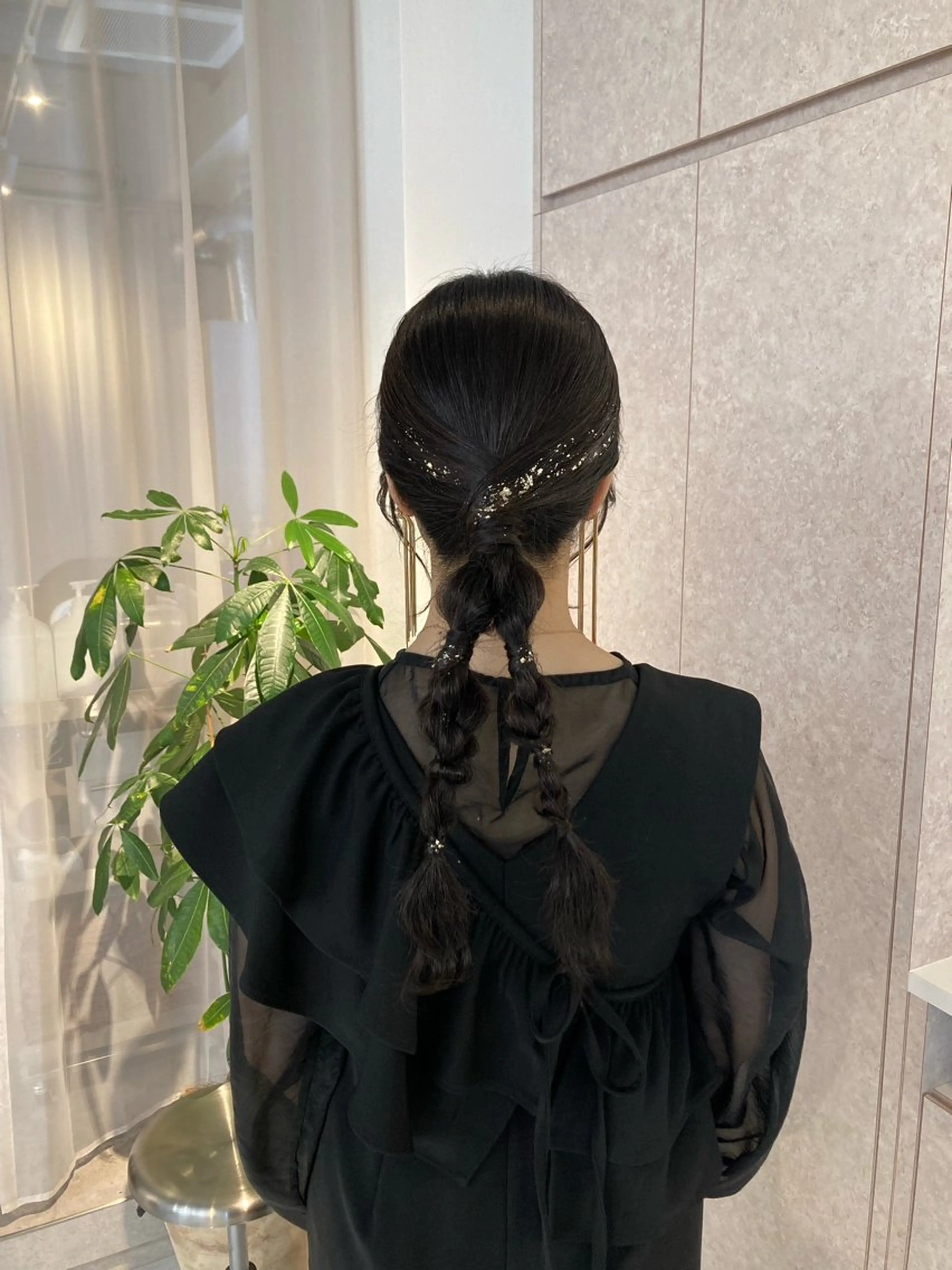 ロング ✨色持ちの良い艶 カラー✨蟹江真世のヘアスタイル