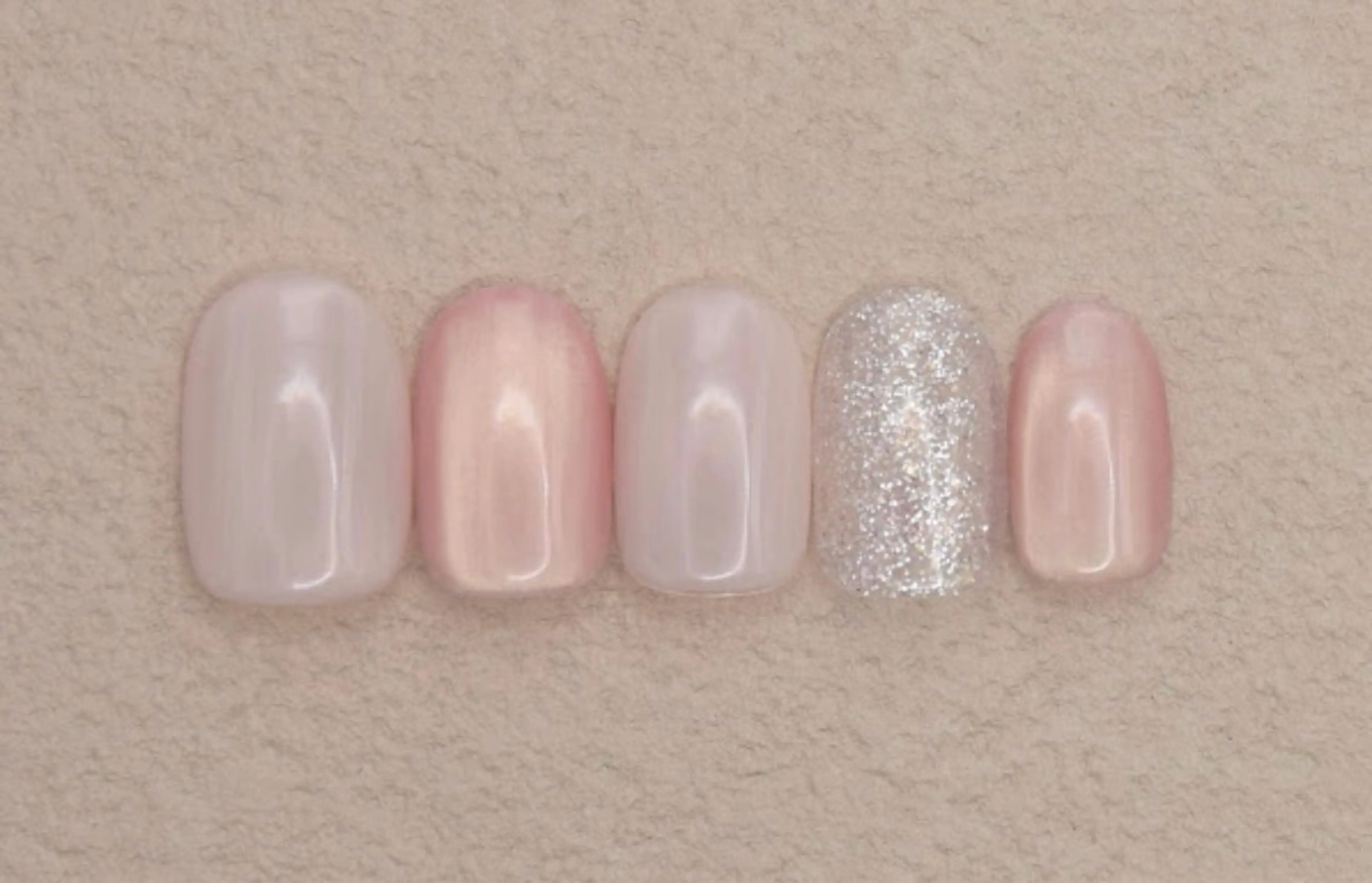 ネイル マグネットネイル ゆら 練習生💅🏻のネイルデザイン