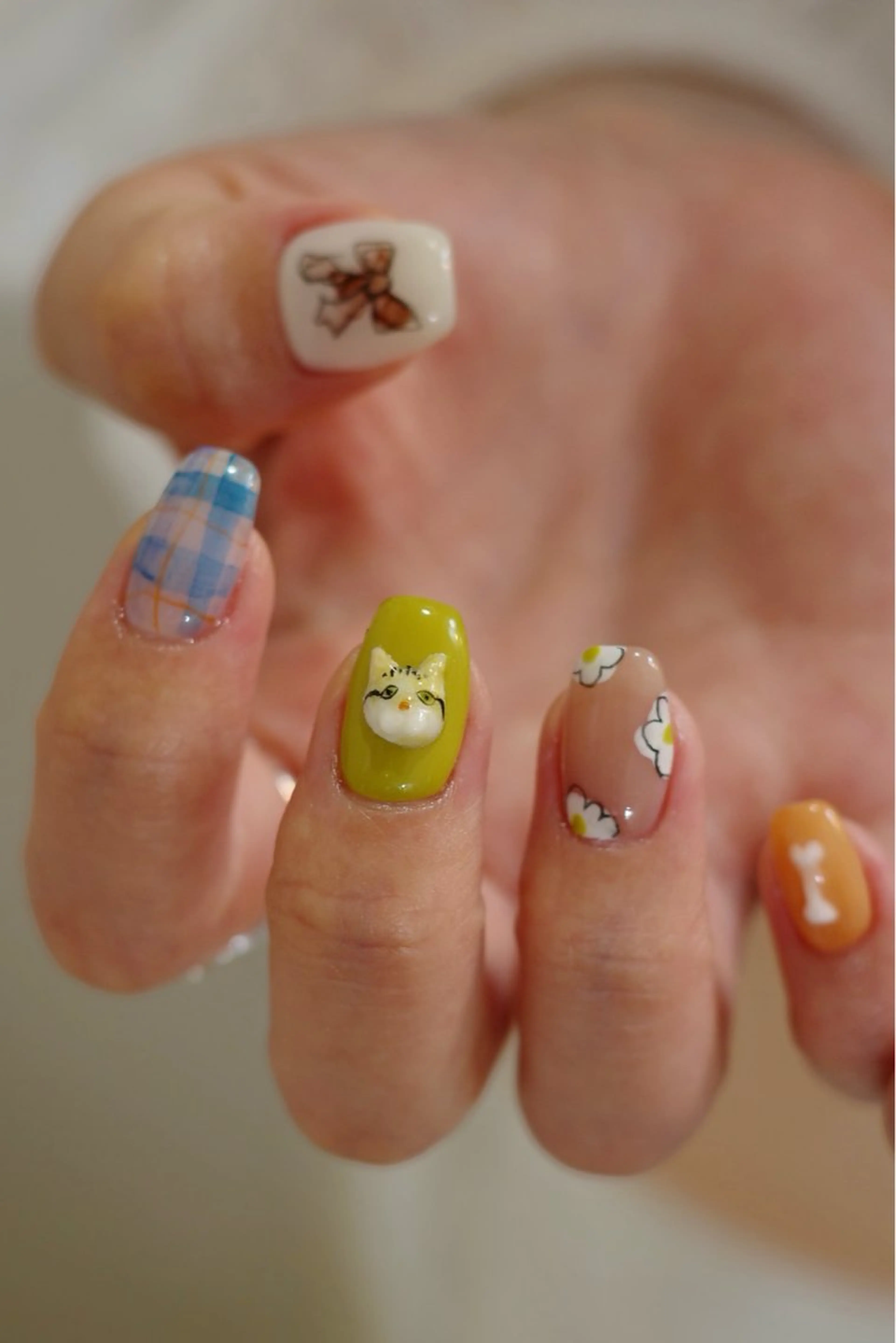 ネイル アートネイル ブルー フラワーネイル ジェルネイル パラジェル ハンドネイル pointillé .ayaのネイルデザイン