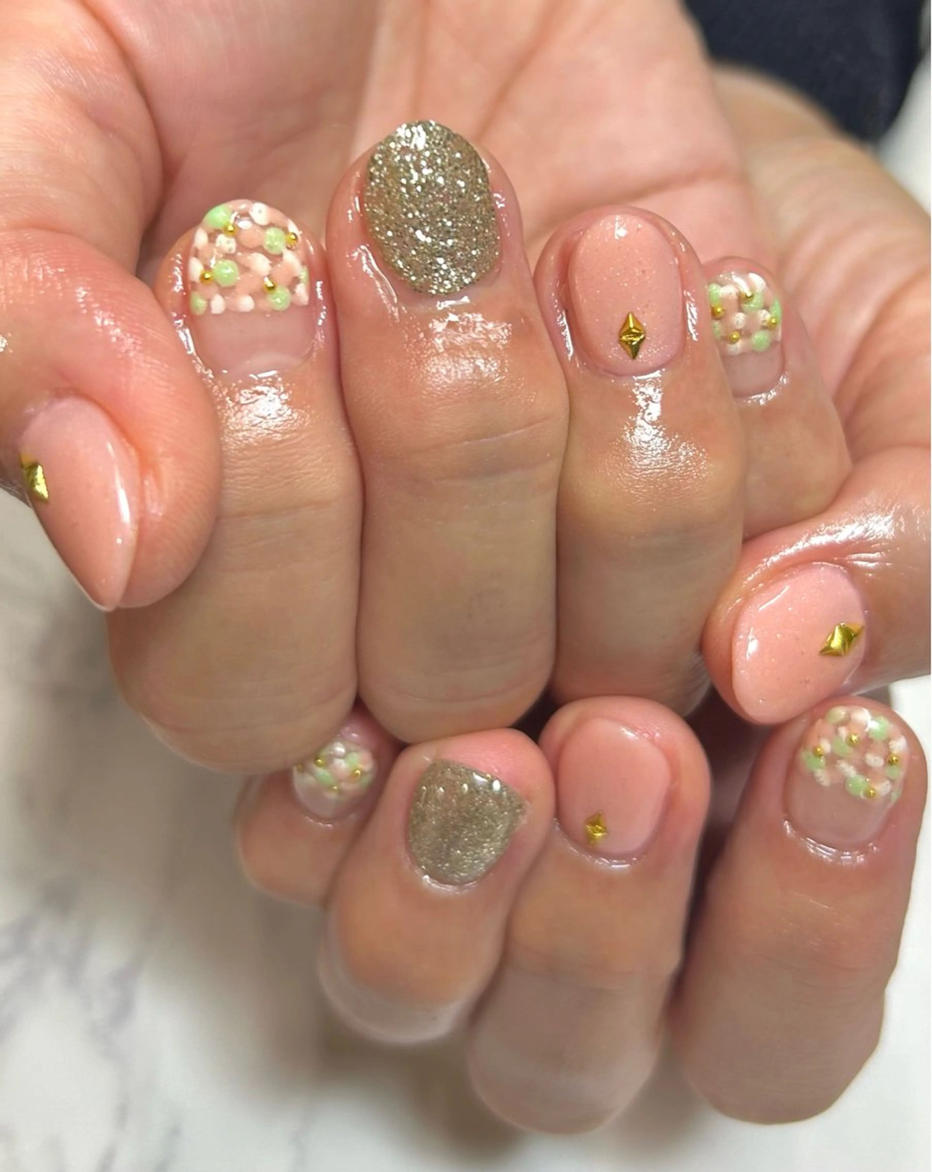 ネイル ハンドネイル one nailsalonのネイルデザイン