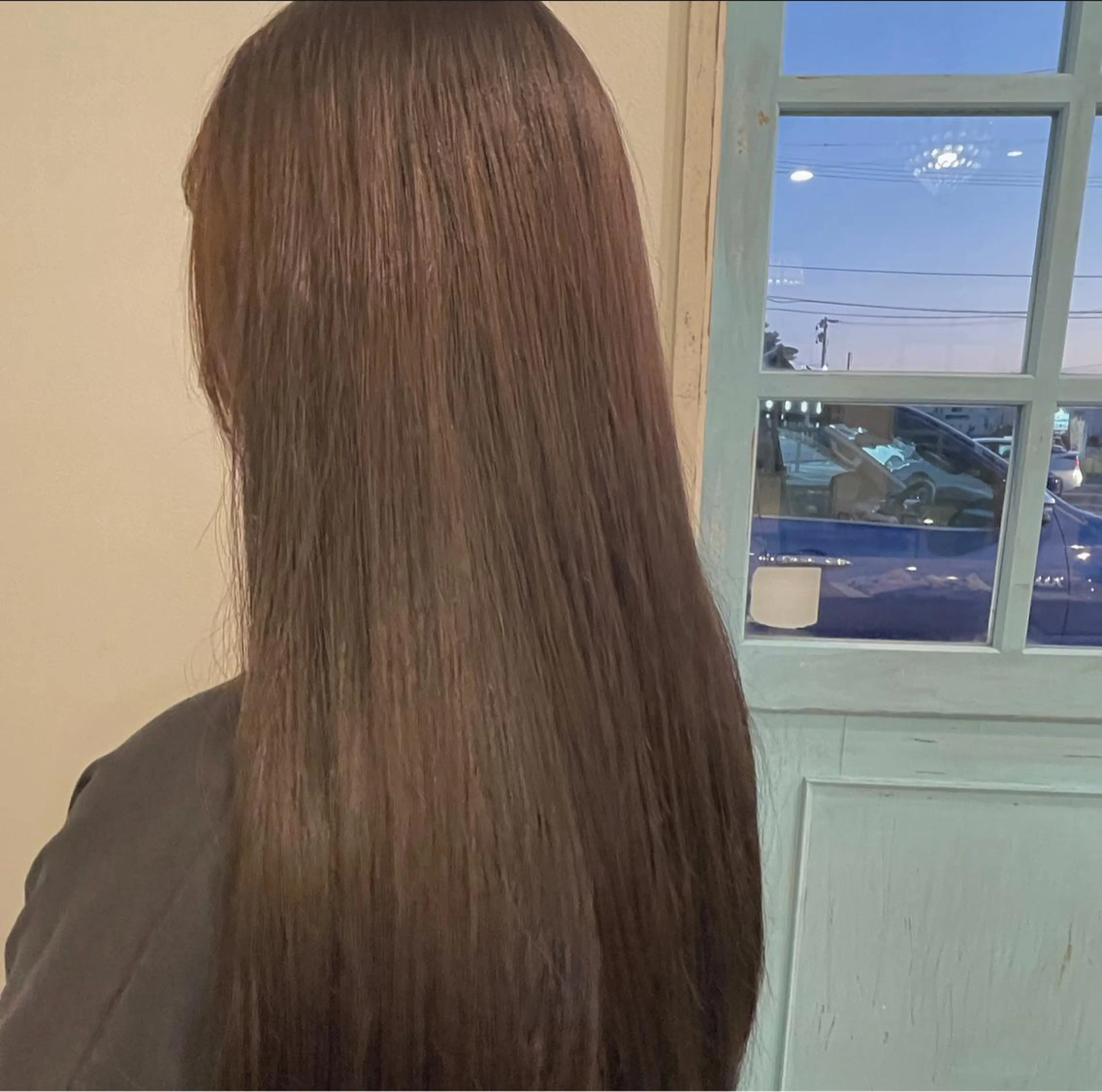 カラー SENA Rimのヘアスタイル