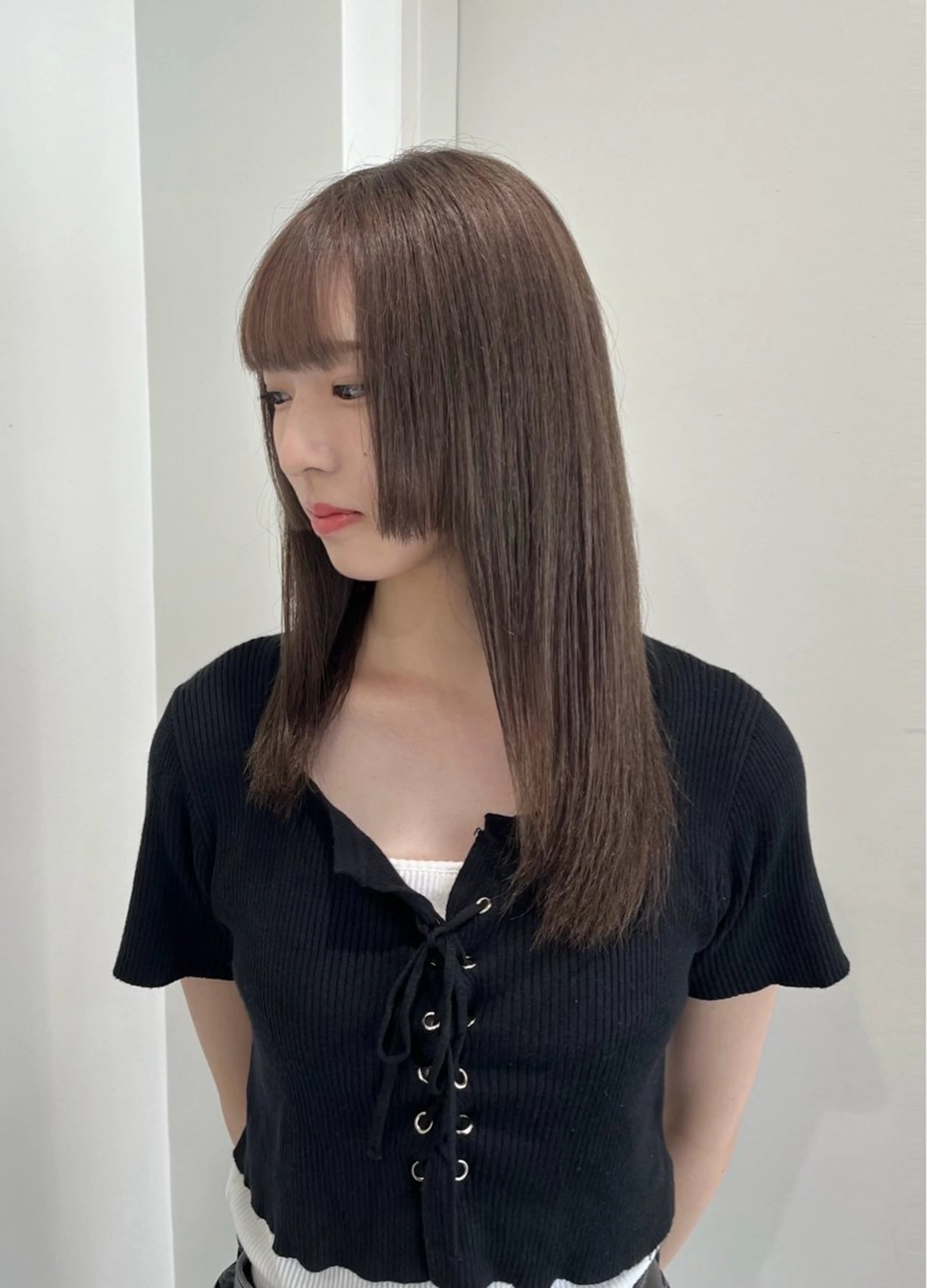 ミディアム カラー グレージュ 縮毛矯正/ハイトーン /パーマ/せき🧸のヘアスタイル