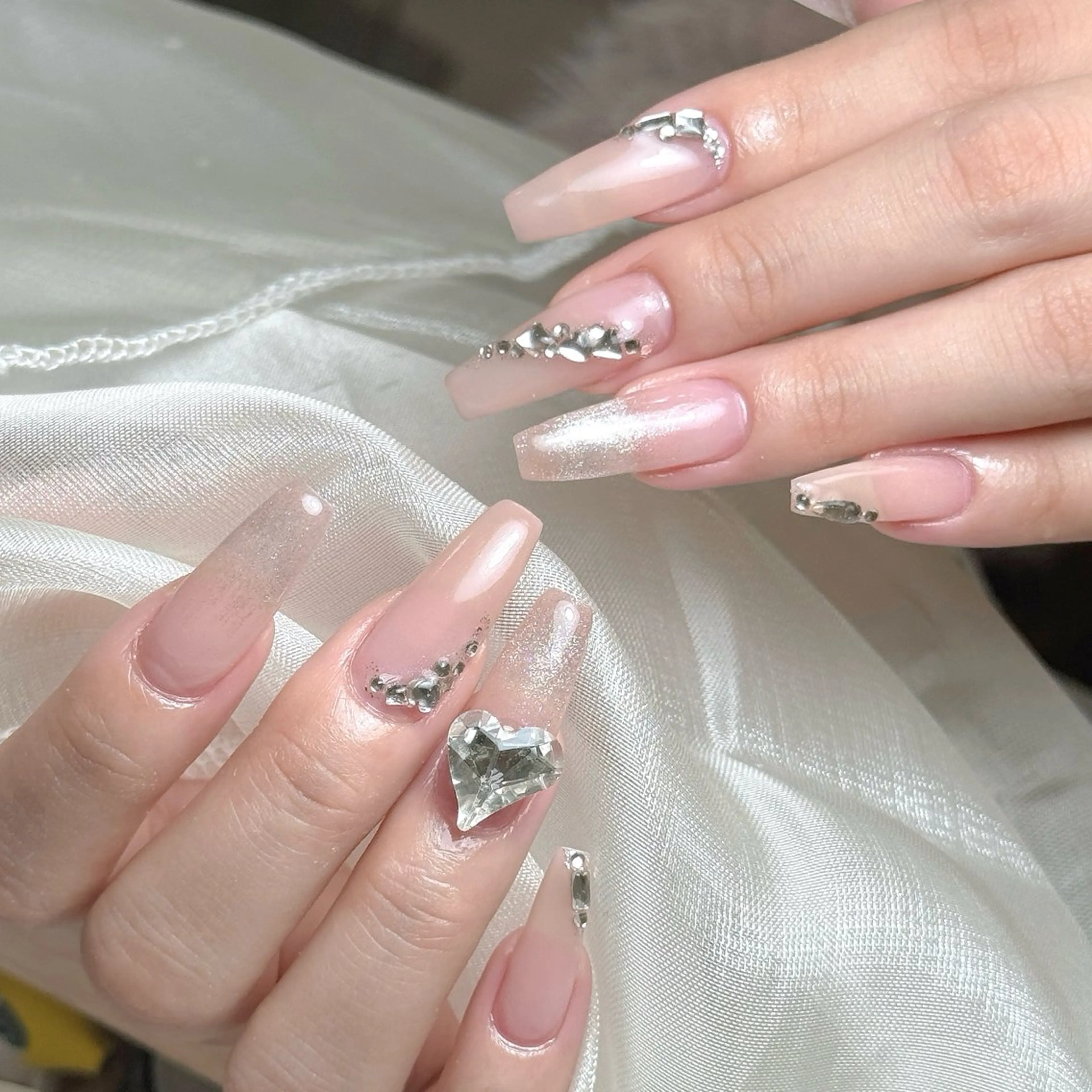 ネイル Maggie Nail🦩のネイルデザイン