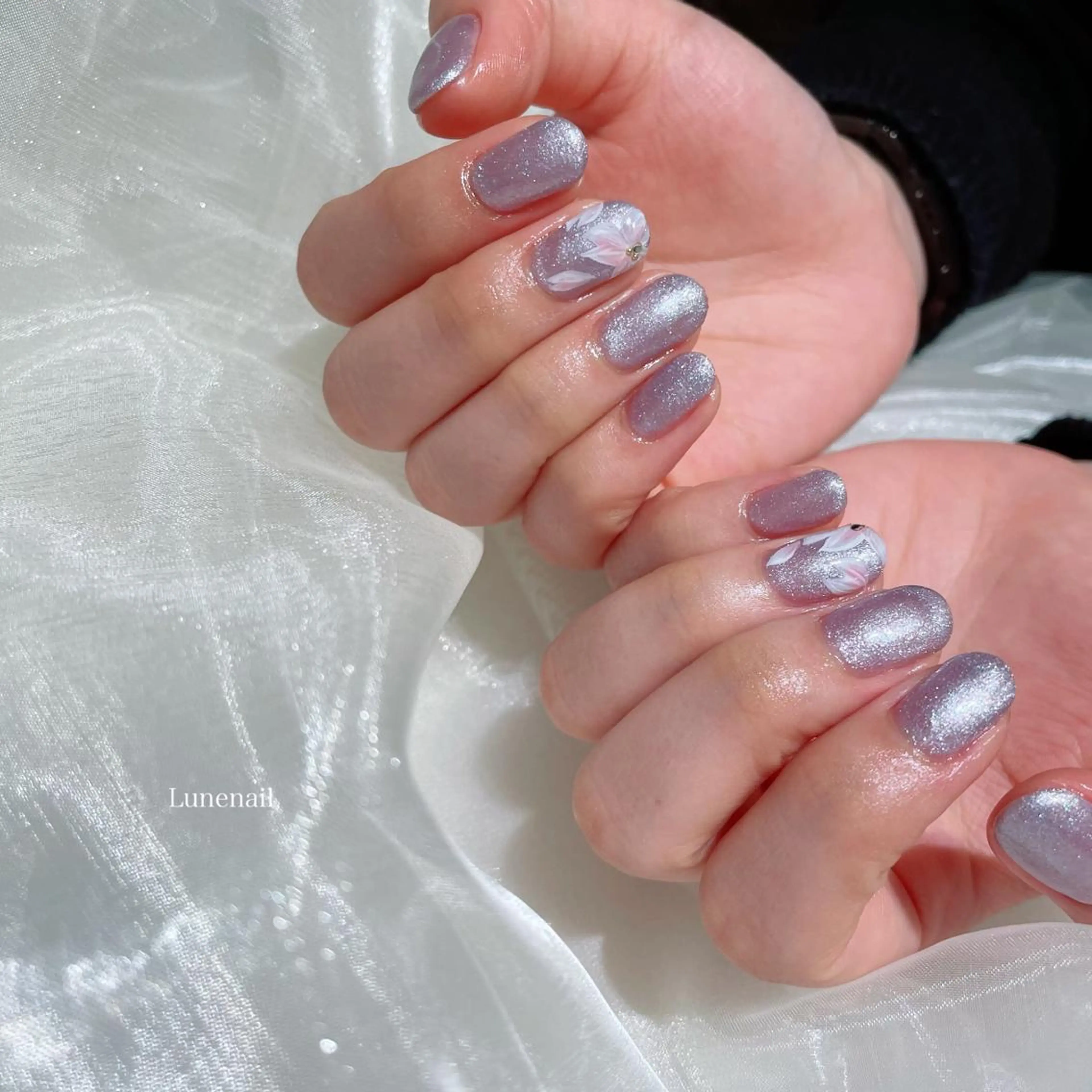 ミディアム Lunenail所属・Lune nailのネイルデザイン