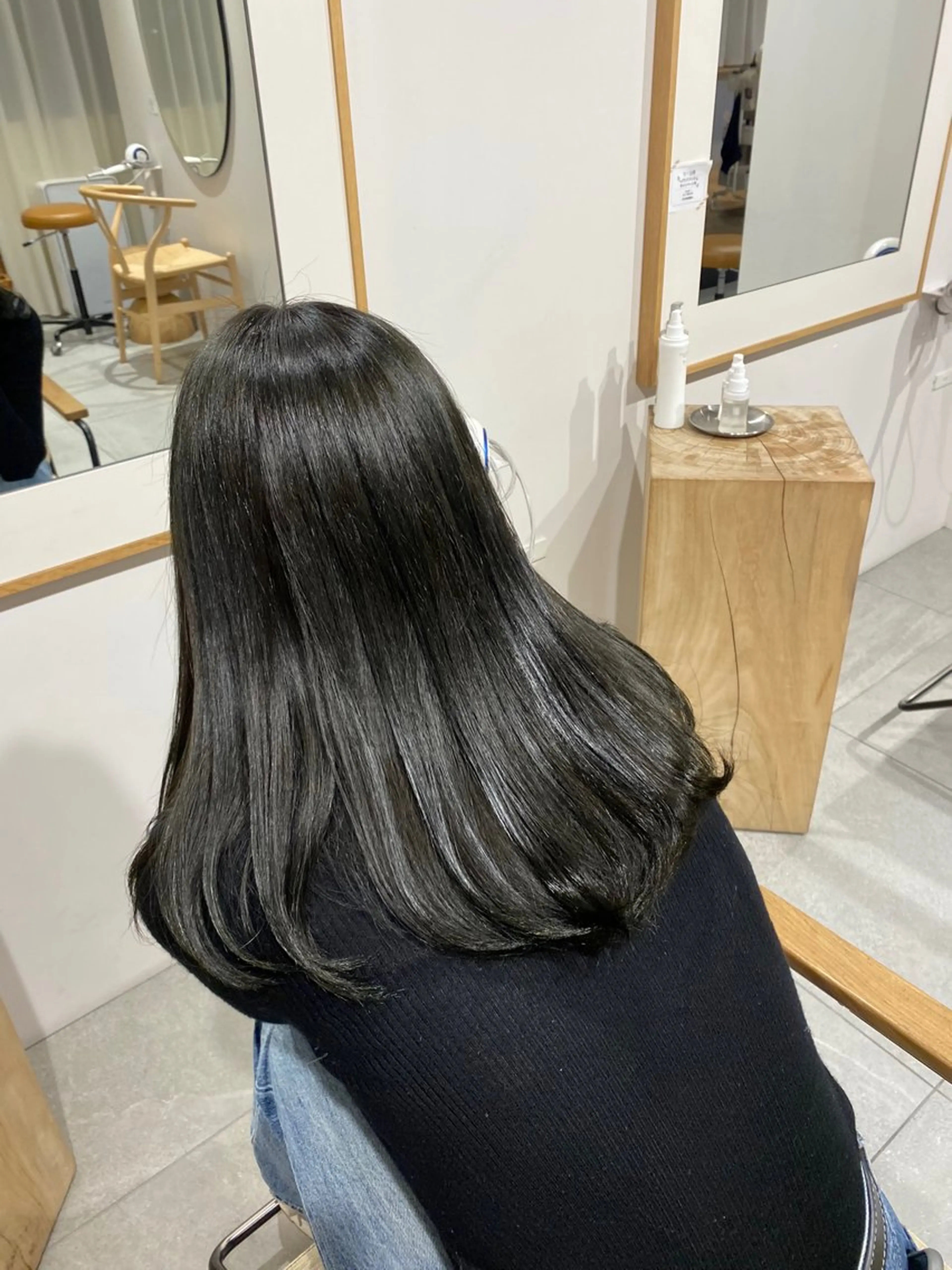 セミロング ショート/ボブ/顔周 りレイヤー/RINAのヘアスタイル