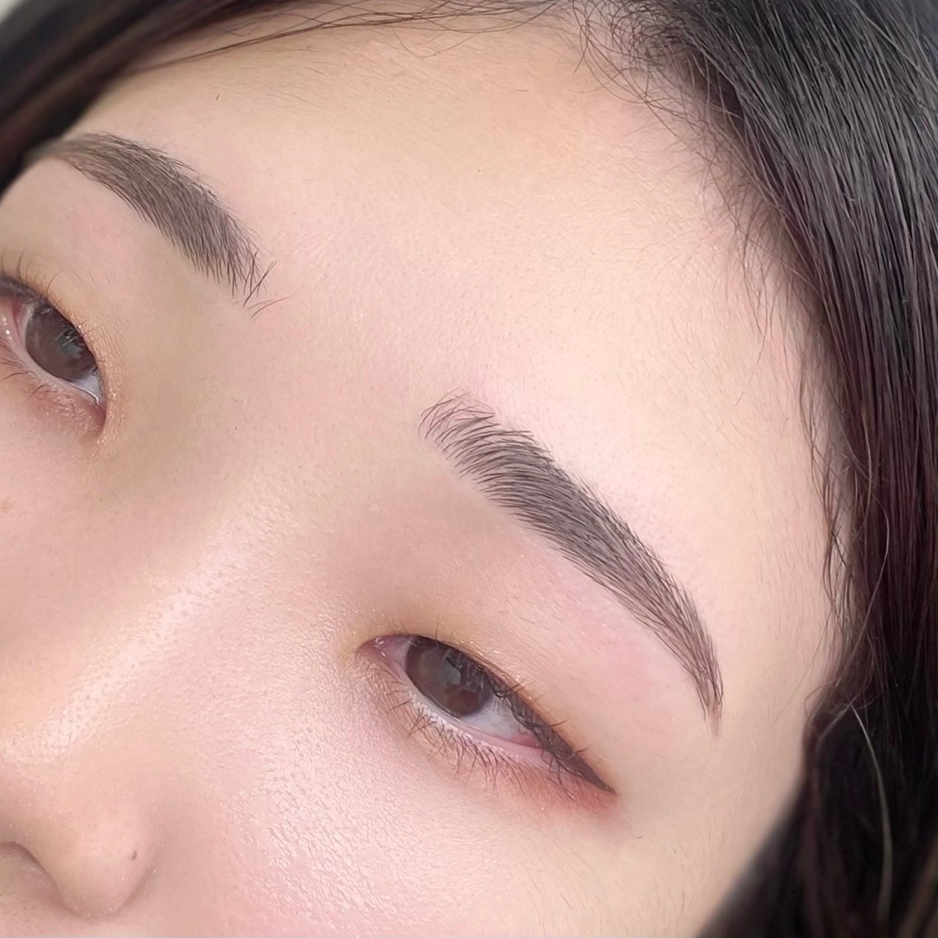 アイブロウ 眉毛ワックス脱毛 Raku 🪽🩵のマツエク・マツパデザイン