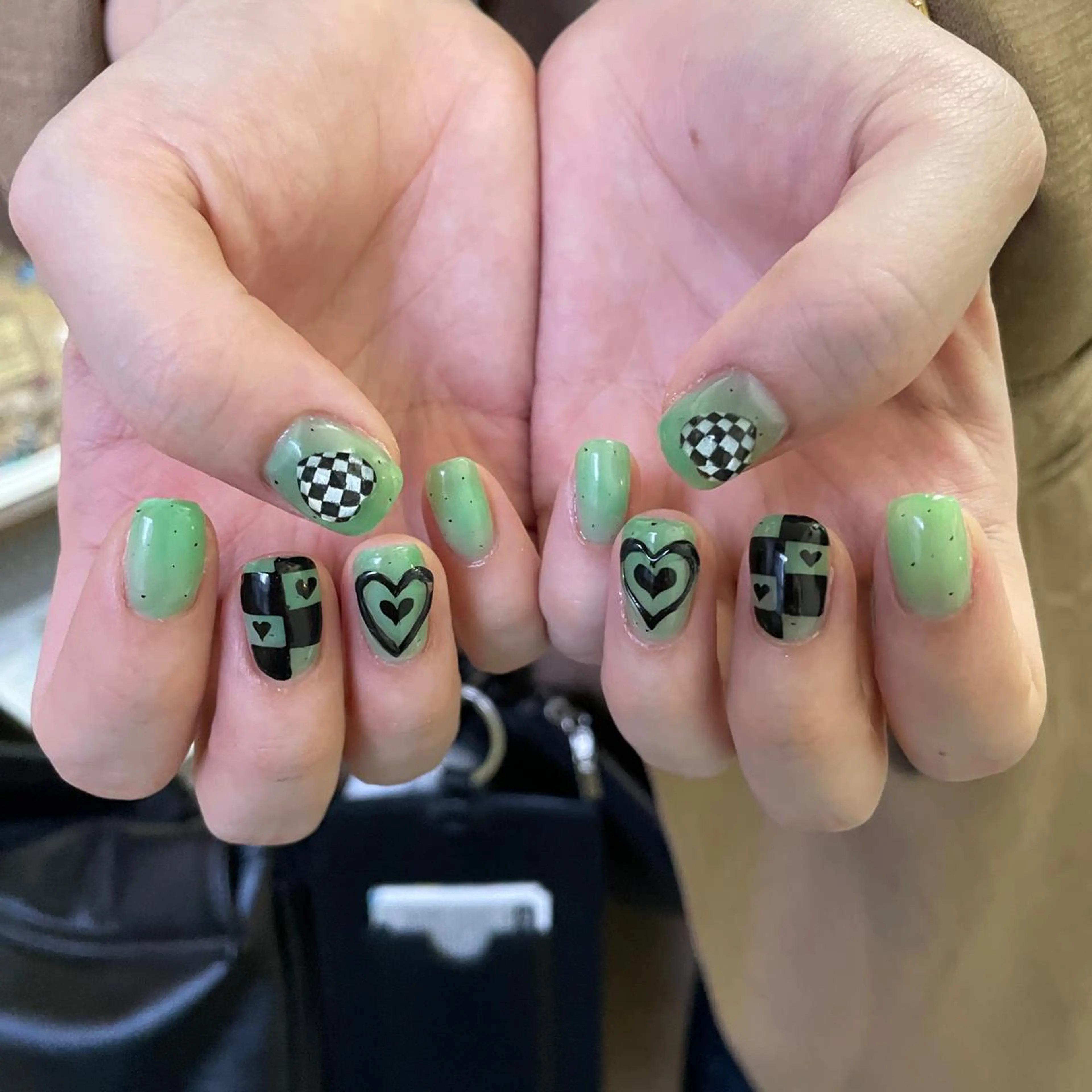 ネイル 栗田 ゆう子のネイルデザイン