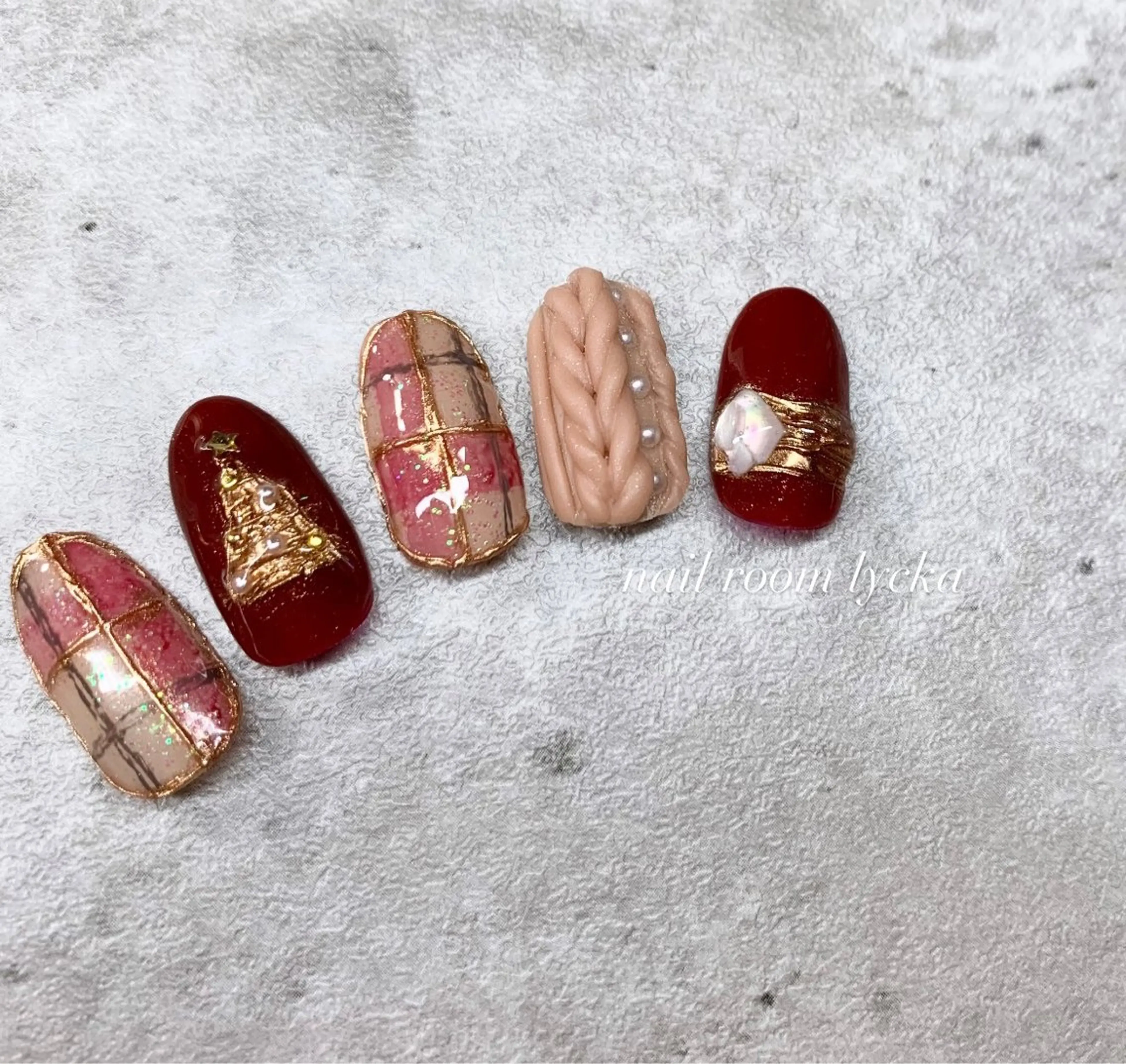 ネイル ﾈｲﾙﾙｰﾑﾘｯｶ 𝐦𝐚𝐲𝐮のネイルデザイン