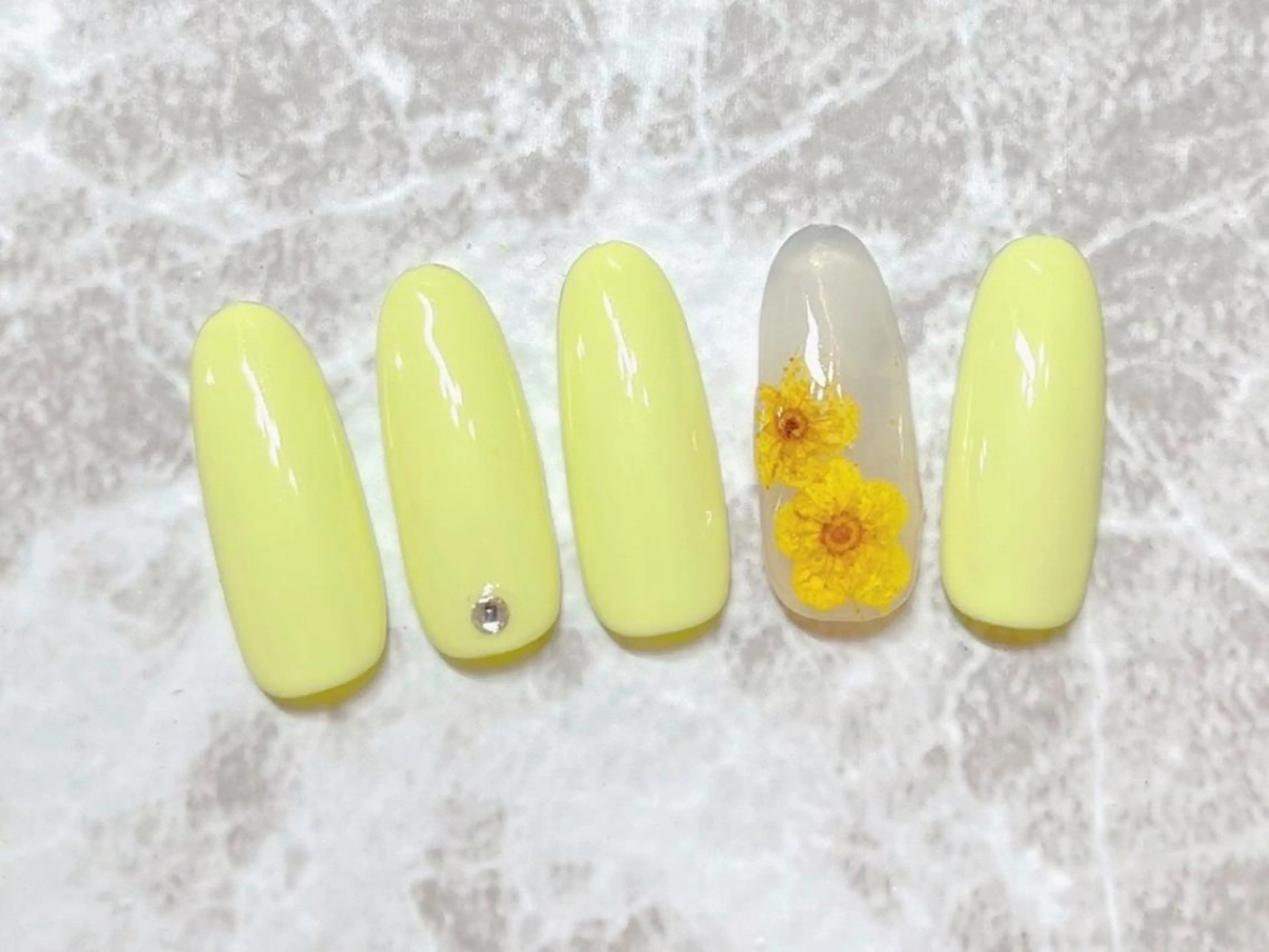 ネイル ハンドネイル マジック ミラーのネイルデザイン