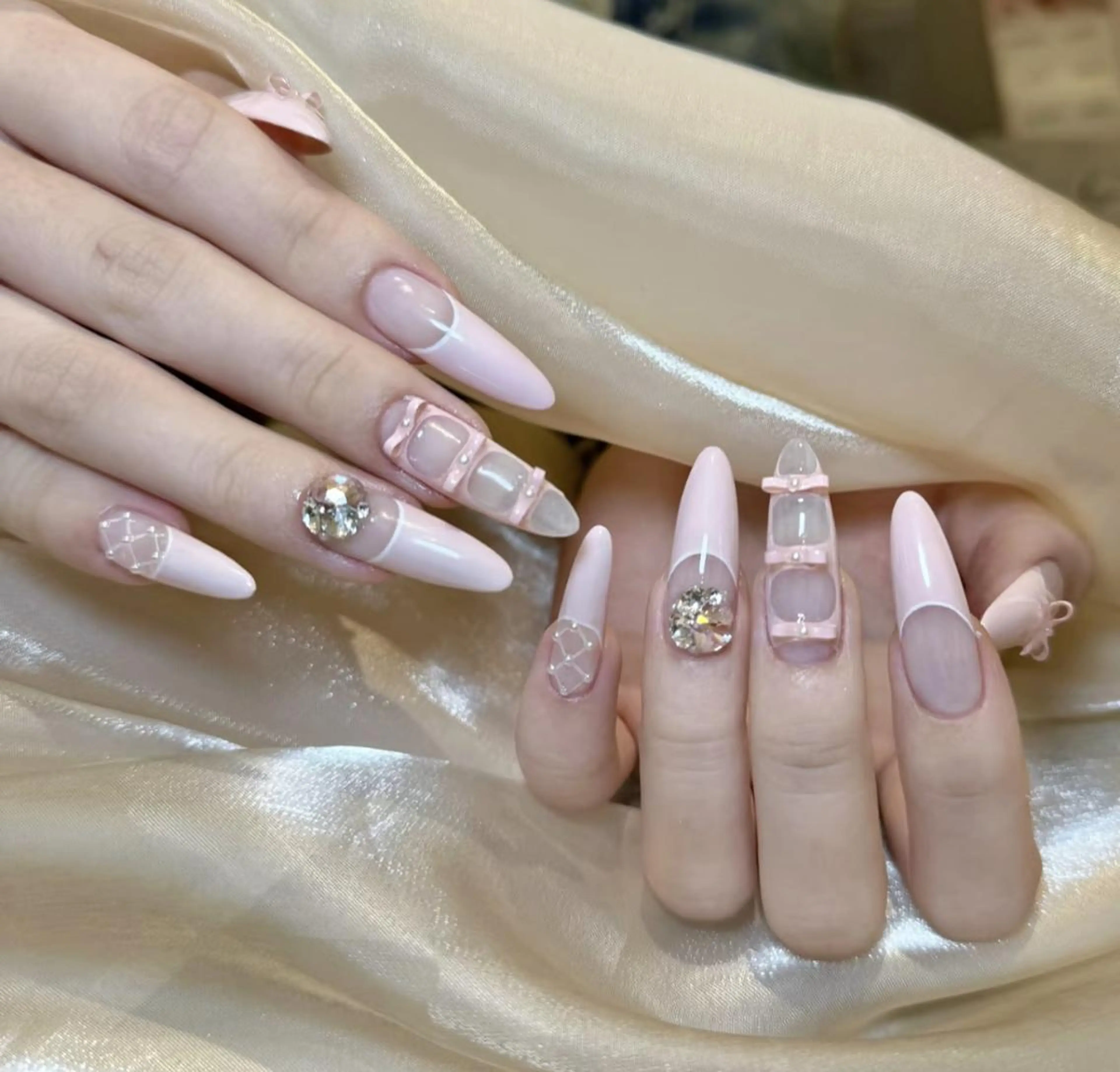 ネイル ハンドネイル ハンドケア 🍑 momo_nailのネイルデザイン