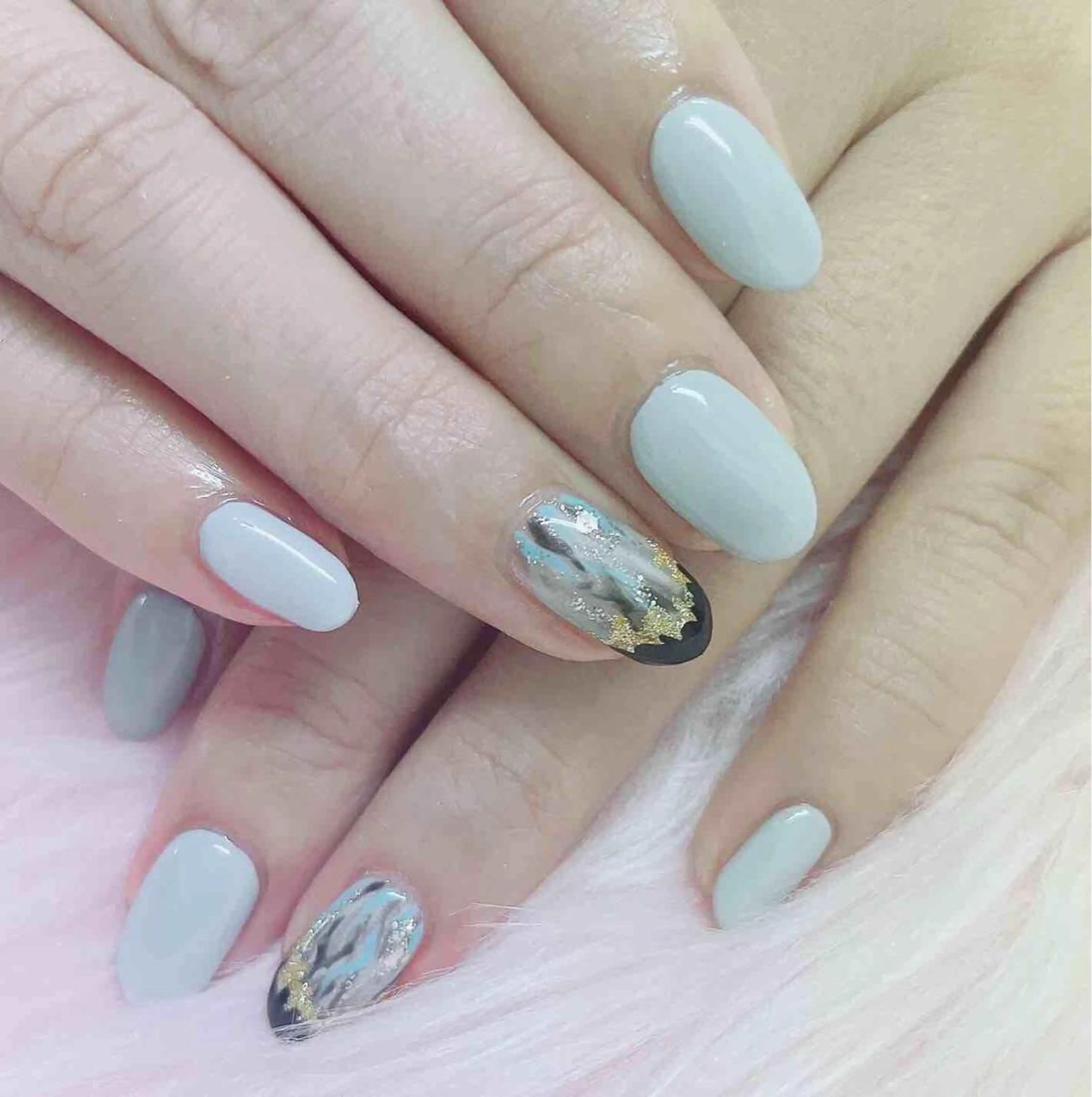 ネイル MoonNail ユリ🌸のネイルデザイン