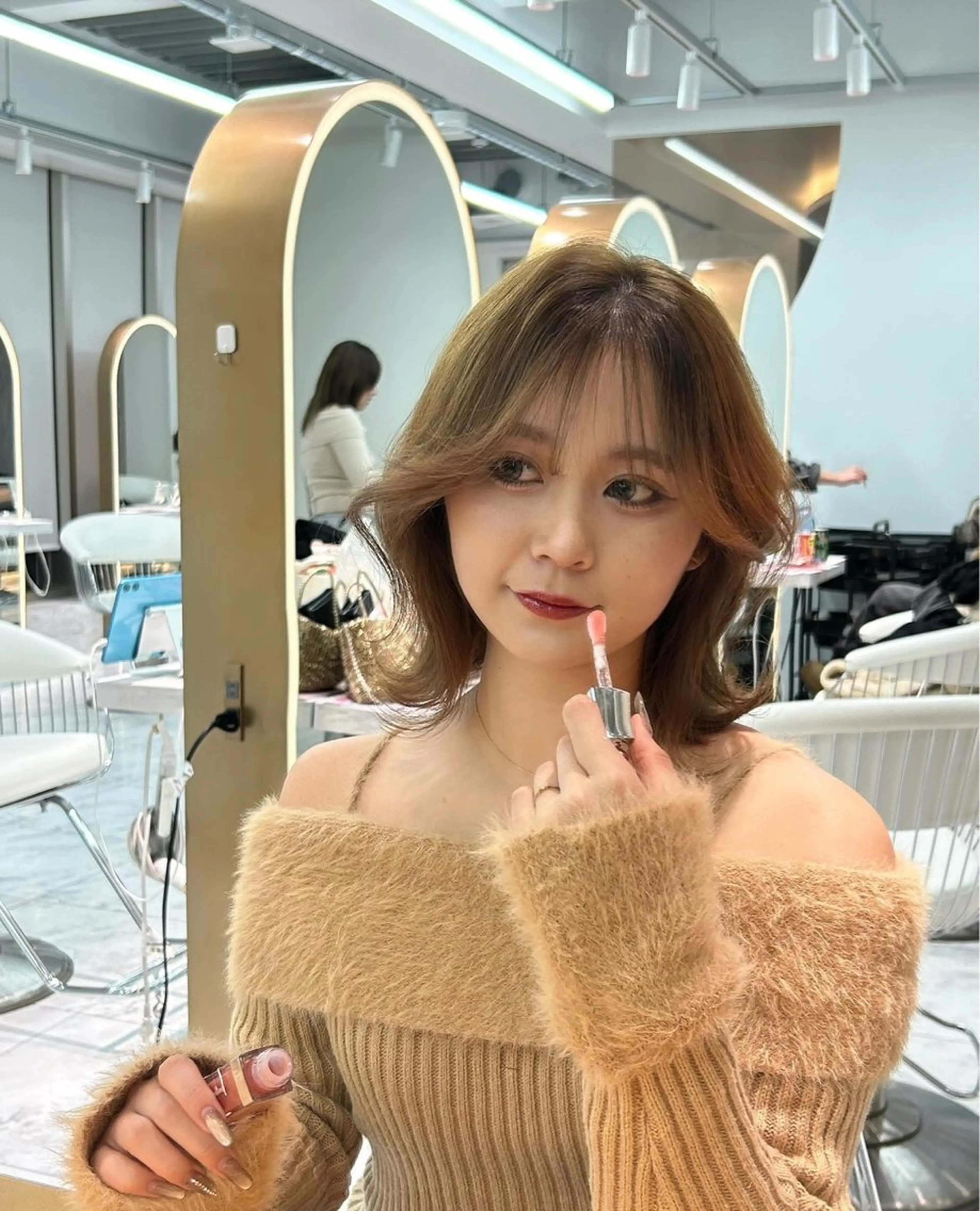 ミディアム カット ヘアカラー トリートメント Shousui Mutsumiのヘアスタイル