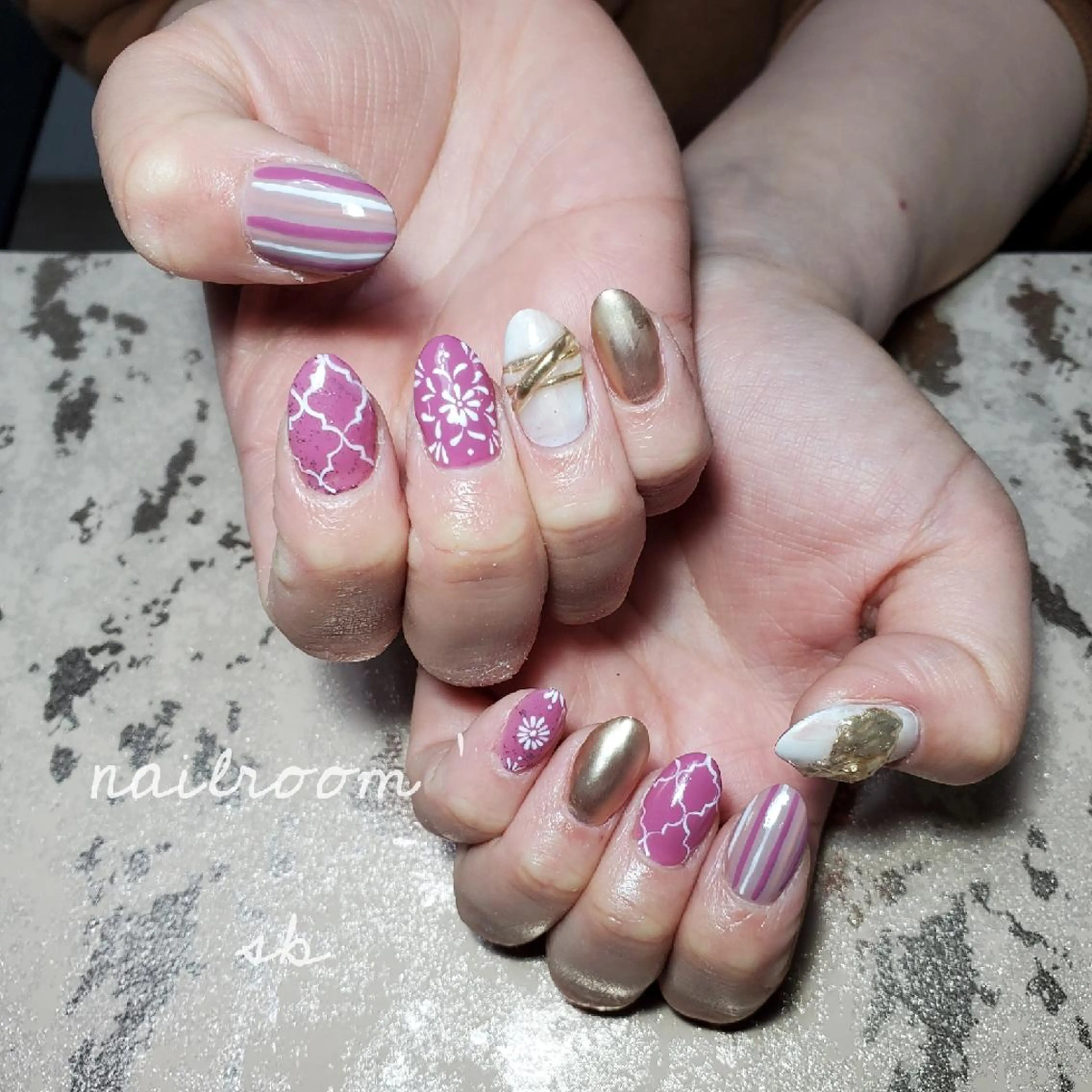 ネイル ハンドネイル nailroom‪ sb‪‪𓈒𓂂𓏸のネイルデザイン