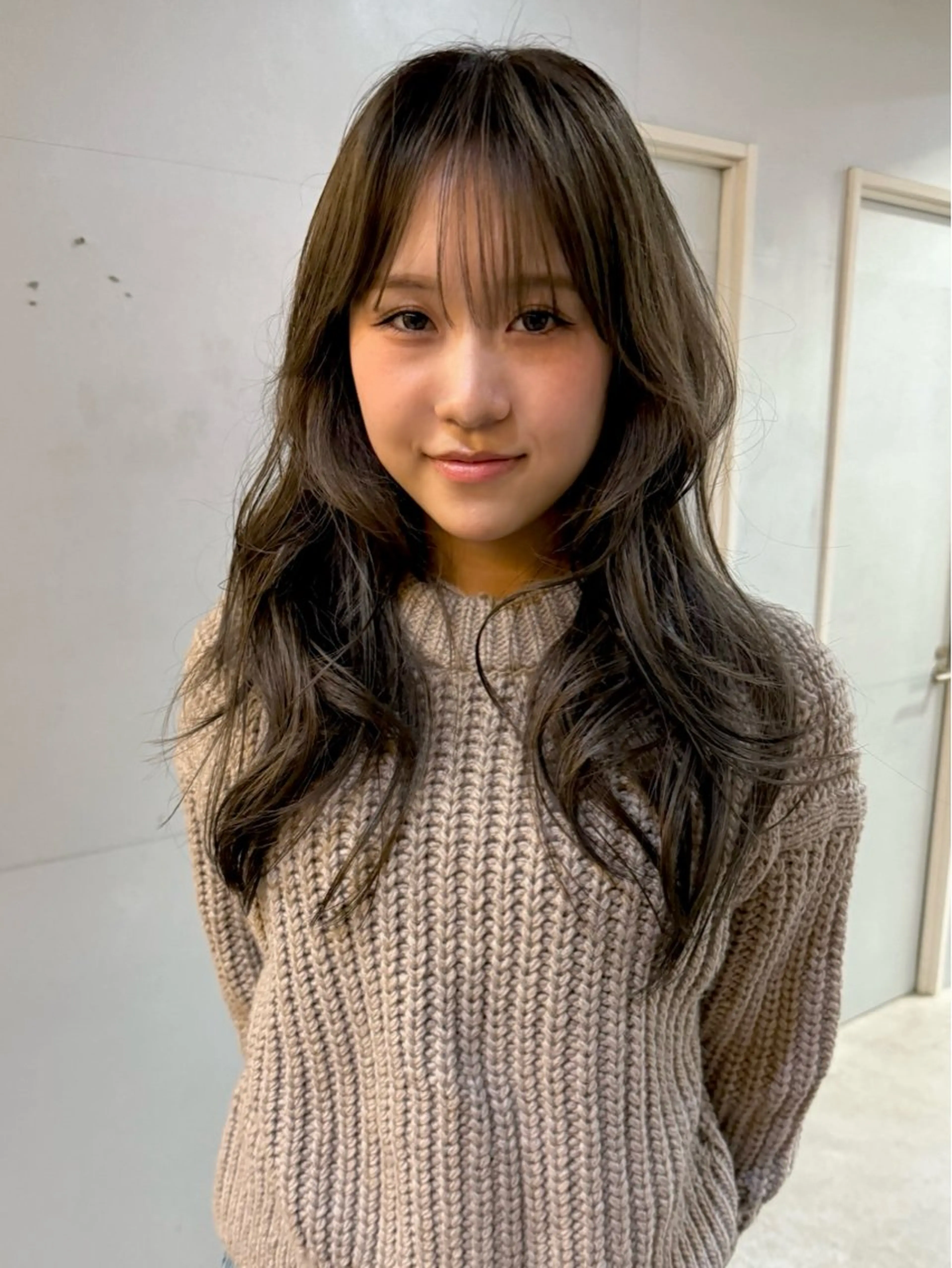 セミロング レイヤーカット カット ヘアカラー レイヤーカット\ウル フ　chinatsuのヘアスタイル