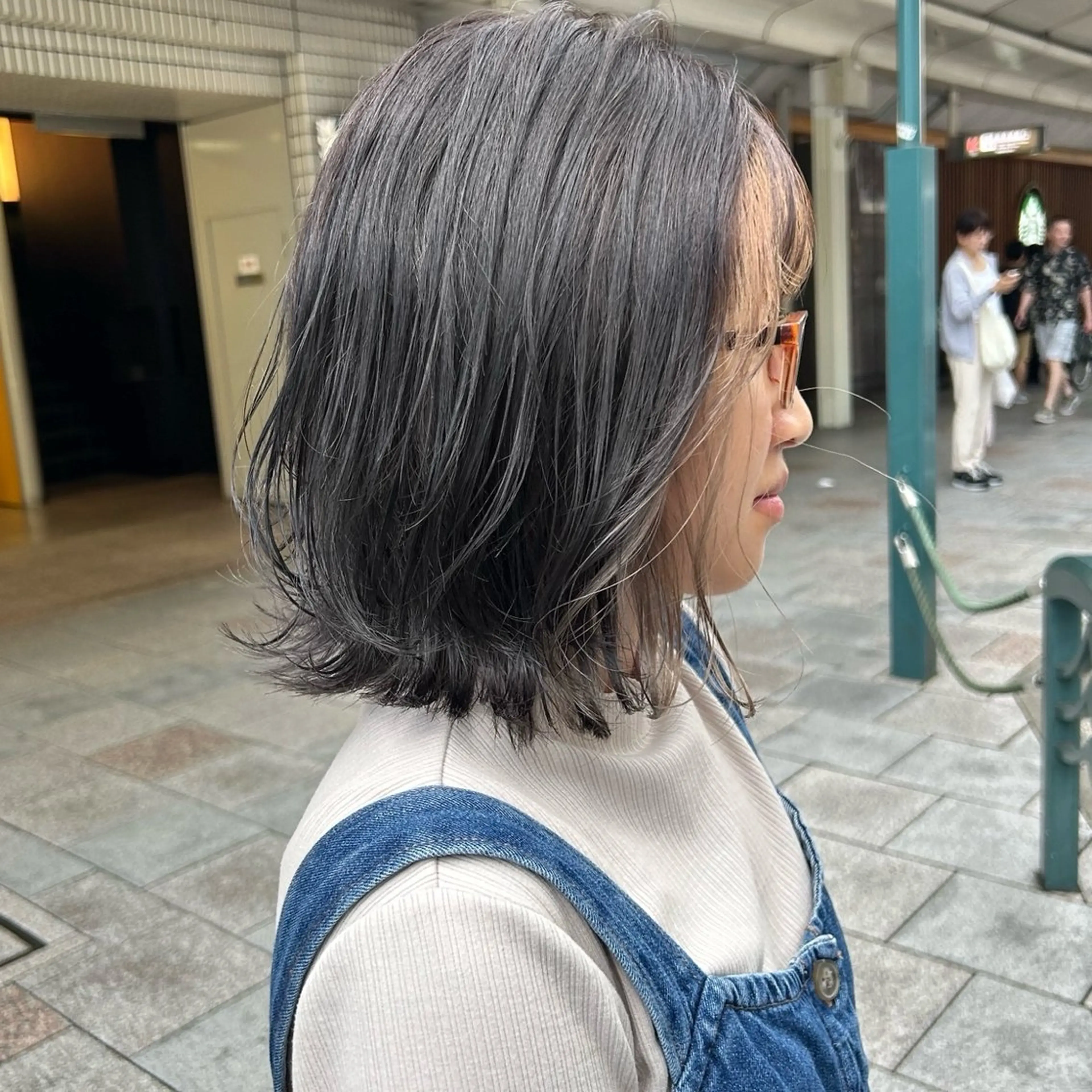 ミディアム カラー ボブレイヤー ボブ 顔周りカット 髪質改善 レイヤーカット カット ヘアカラー トリートメント 【nui 茨木】 清水優のヘアスタイル