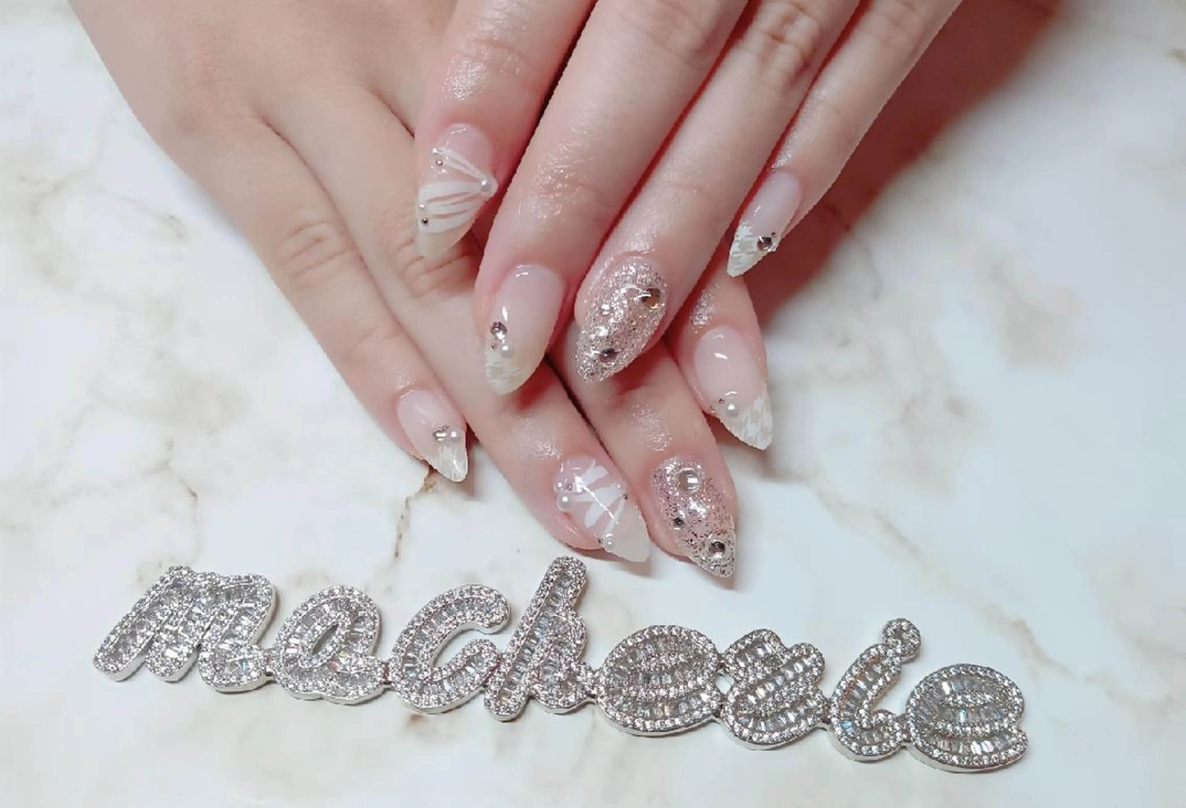 ネイル リボン 冬ネイル ハンドネイル Nail Salon macherieのネイルデザイン