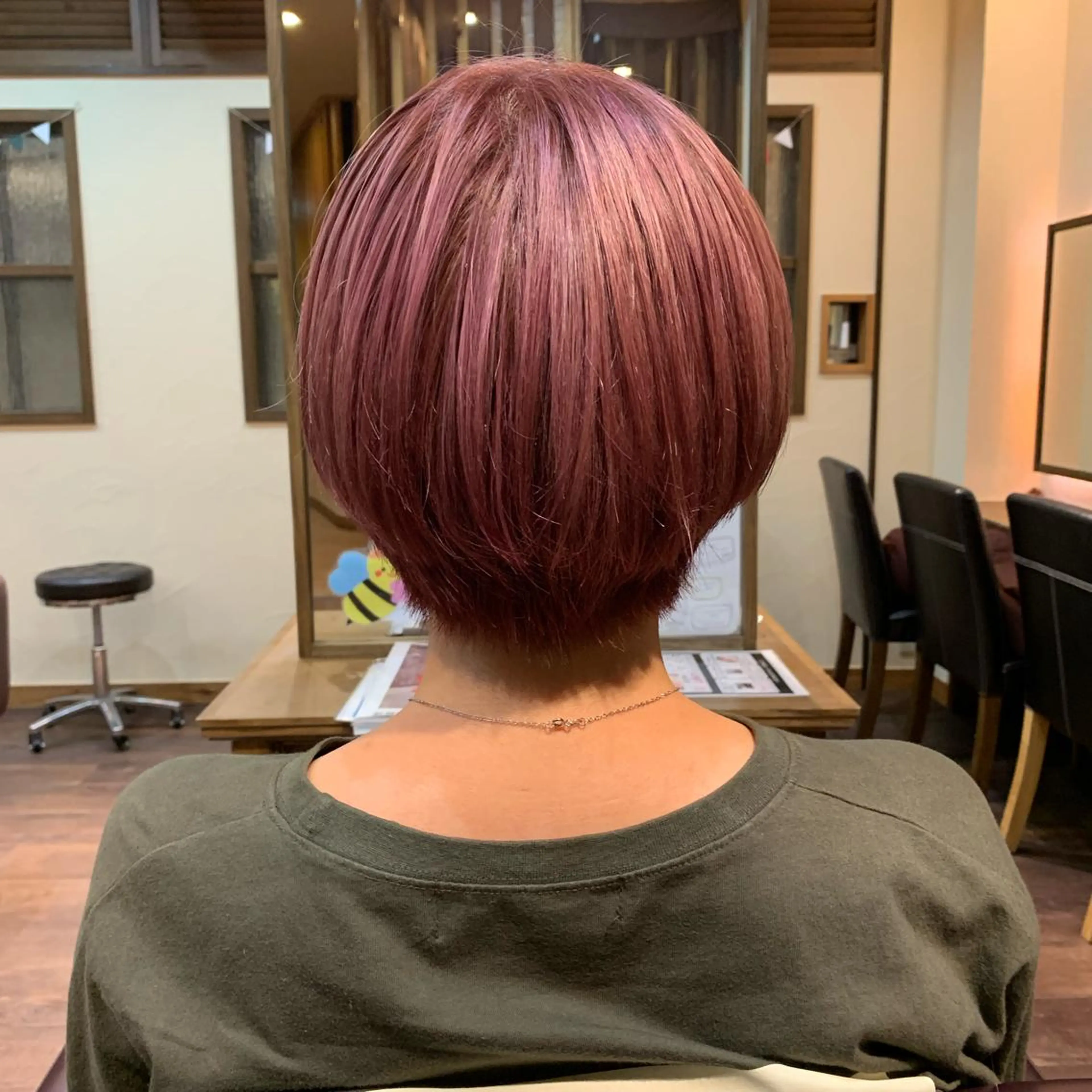 ショート カラー ピンクカラー mizuho .のヘアスタイル