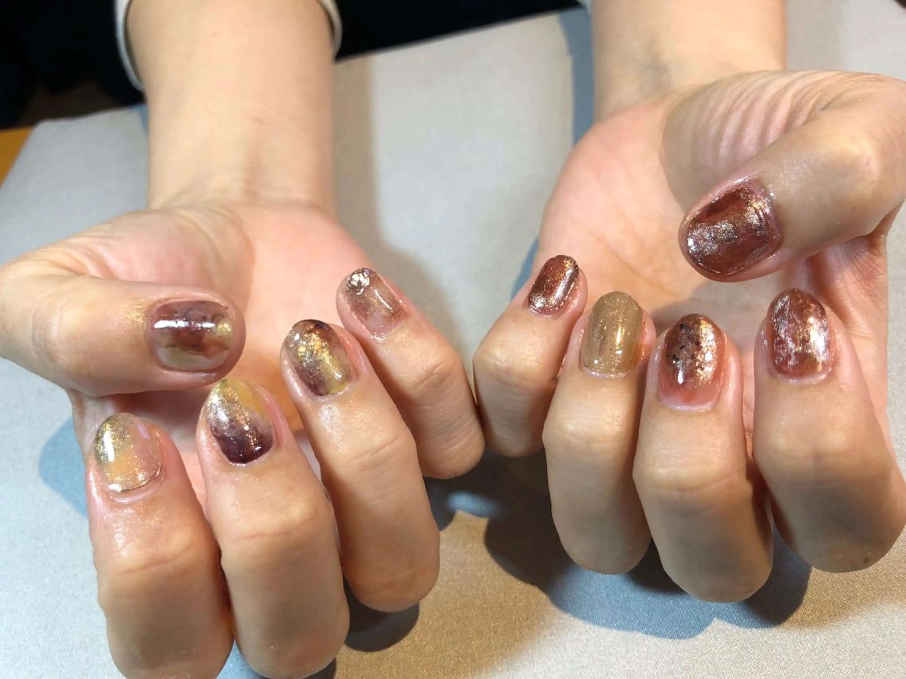 ネイル iiloo aromaworksのネイルデザイン