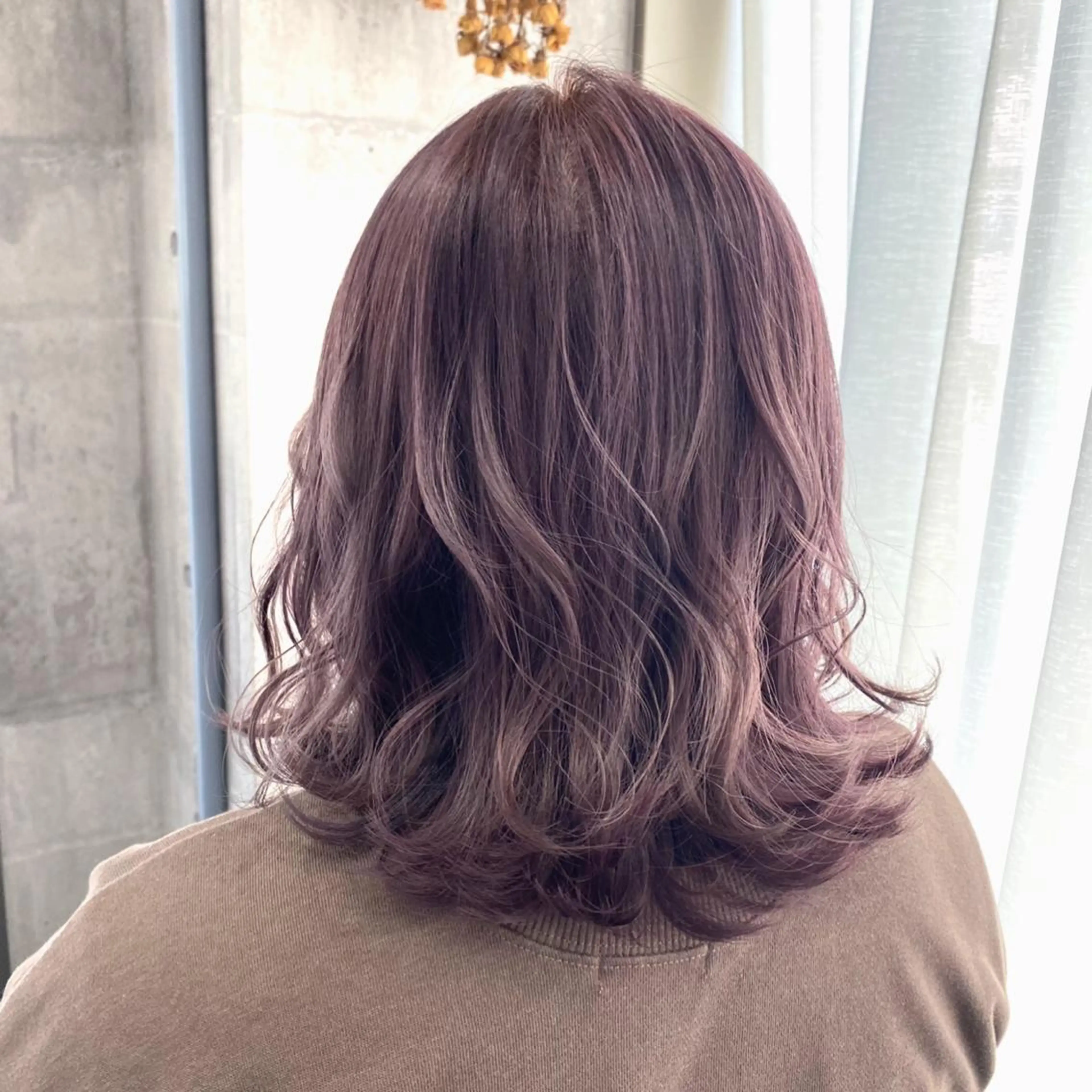 ミディアム カラー SOY-KUFU高田馬場所属・髪質改善💓艶髪💓 暖色💗加藤あゆみのヘアスタイル