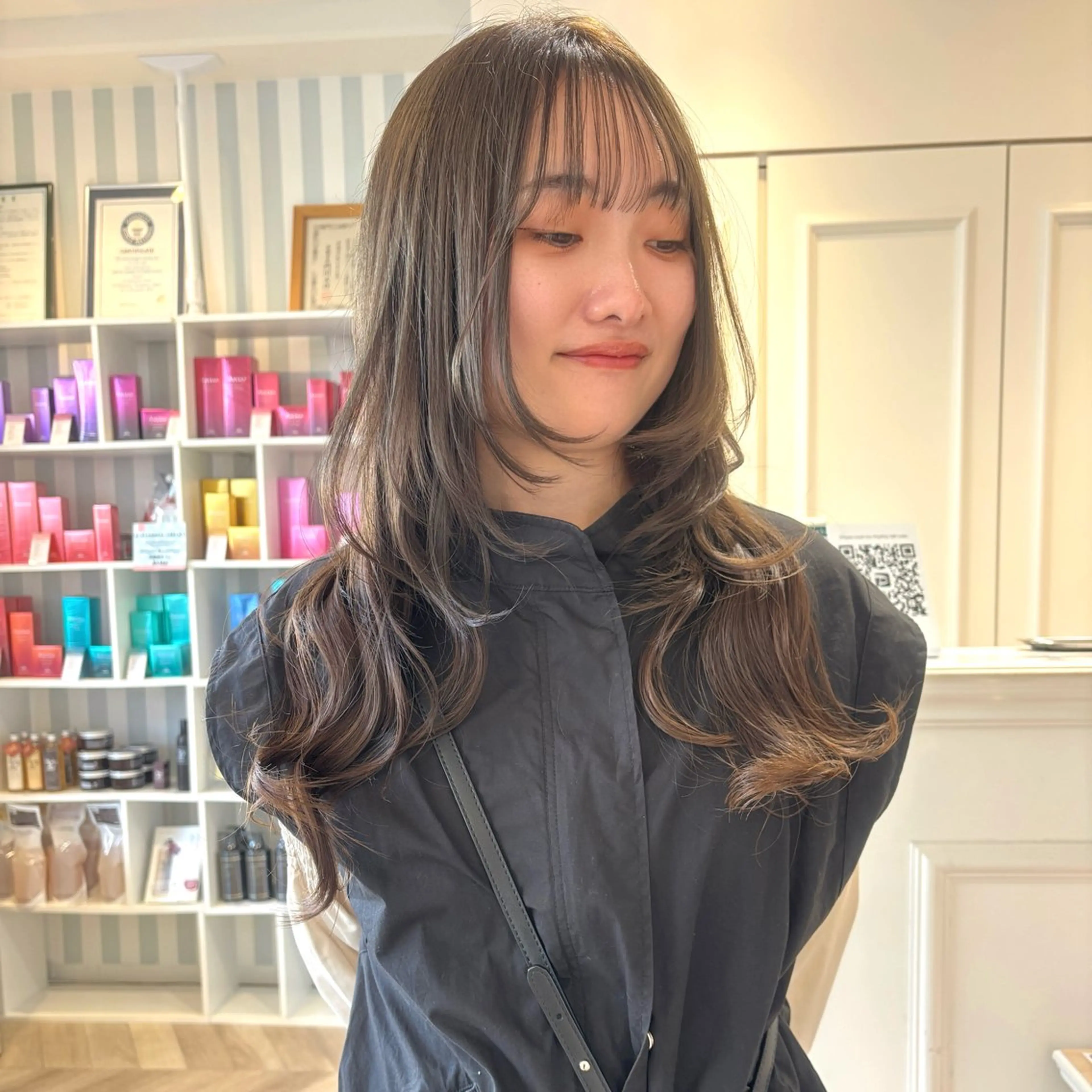 ロング ヘアカラー ブリーチなしwカラー メンズパーマ新居見のヘアスタイル