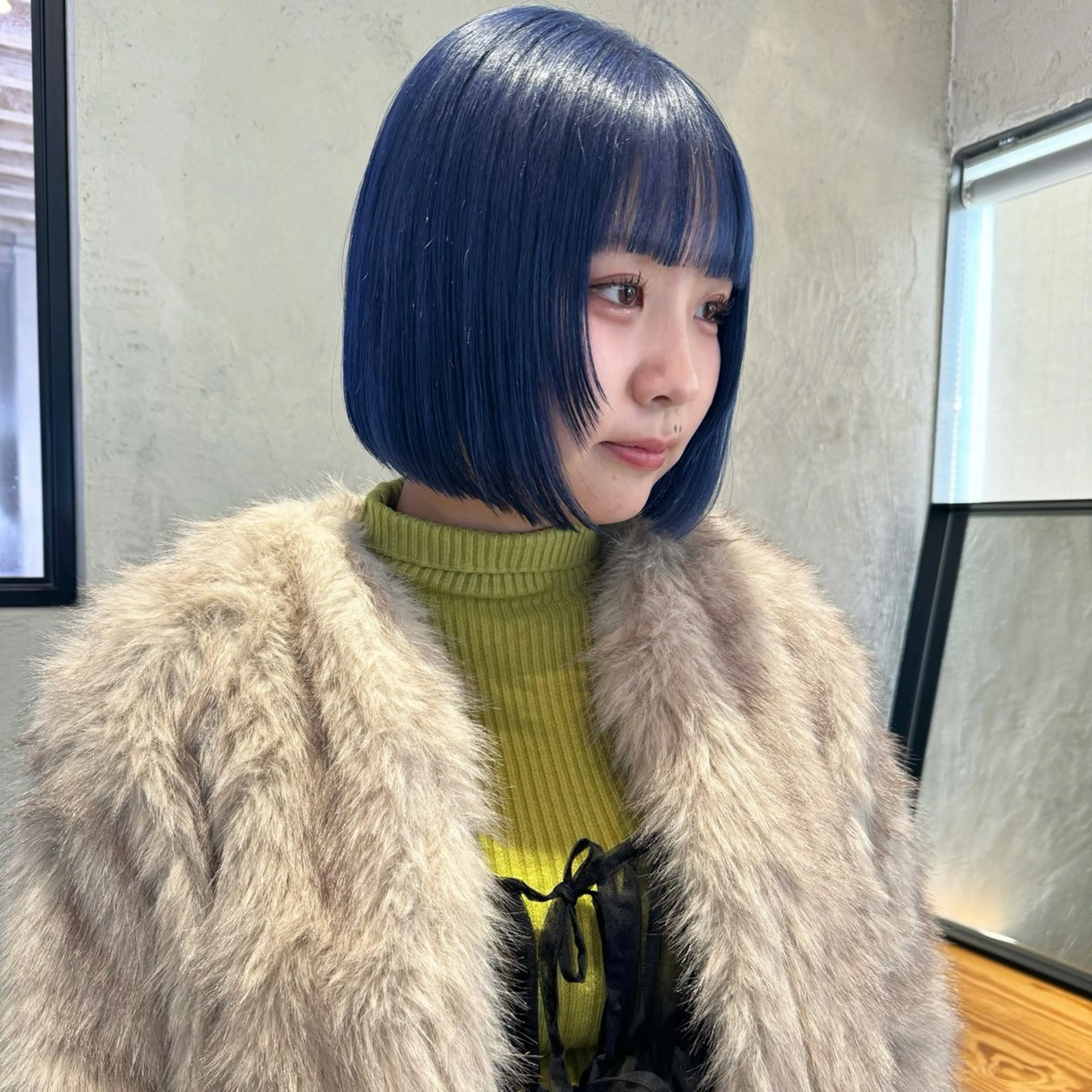 ショート カラー ブルーカラー ネイビーカラー カット ヘアカラー トリートメント ボブ×柔らかいカラー 🌷misaki𓍼のヘアスタイル