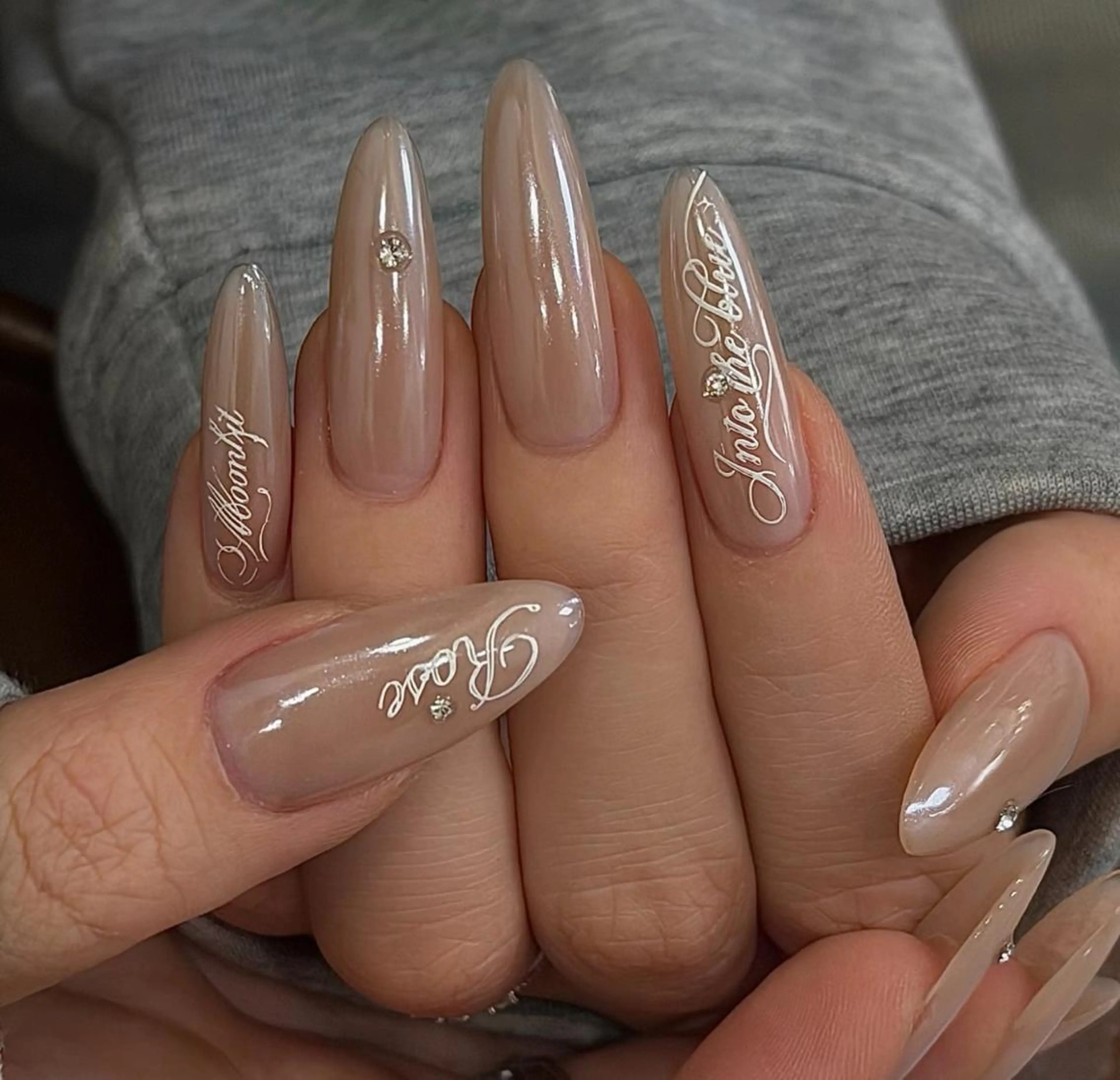 ネイル ハンドネイル エリ🫧 nail池袋東口のネイルデザイン