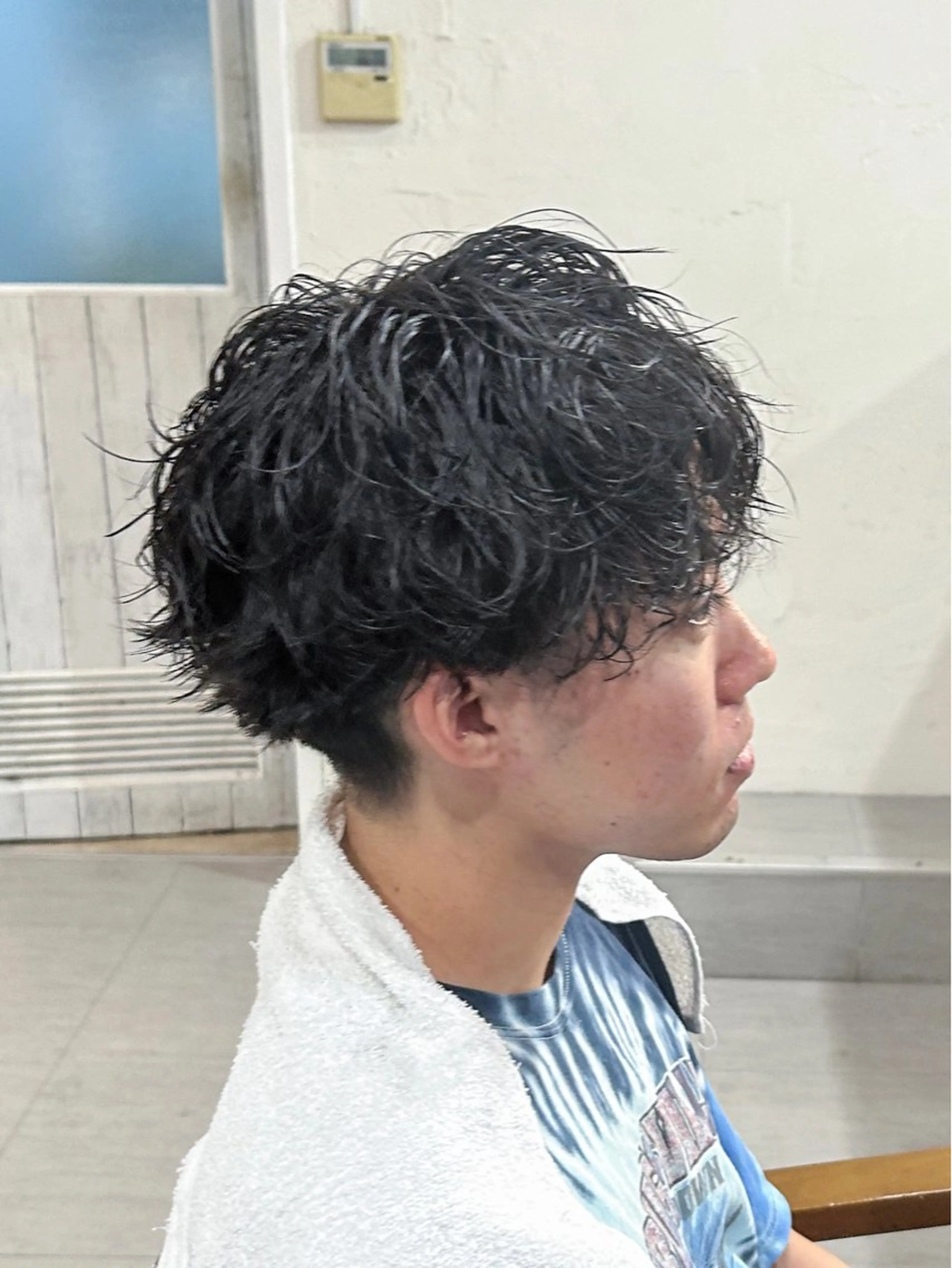 ショート パーマ メンズ かんばら りょーいのヘアスタイル