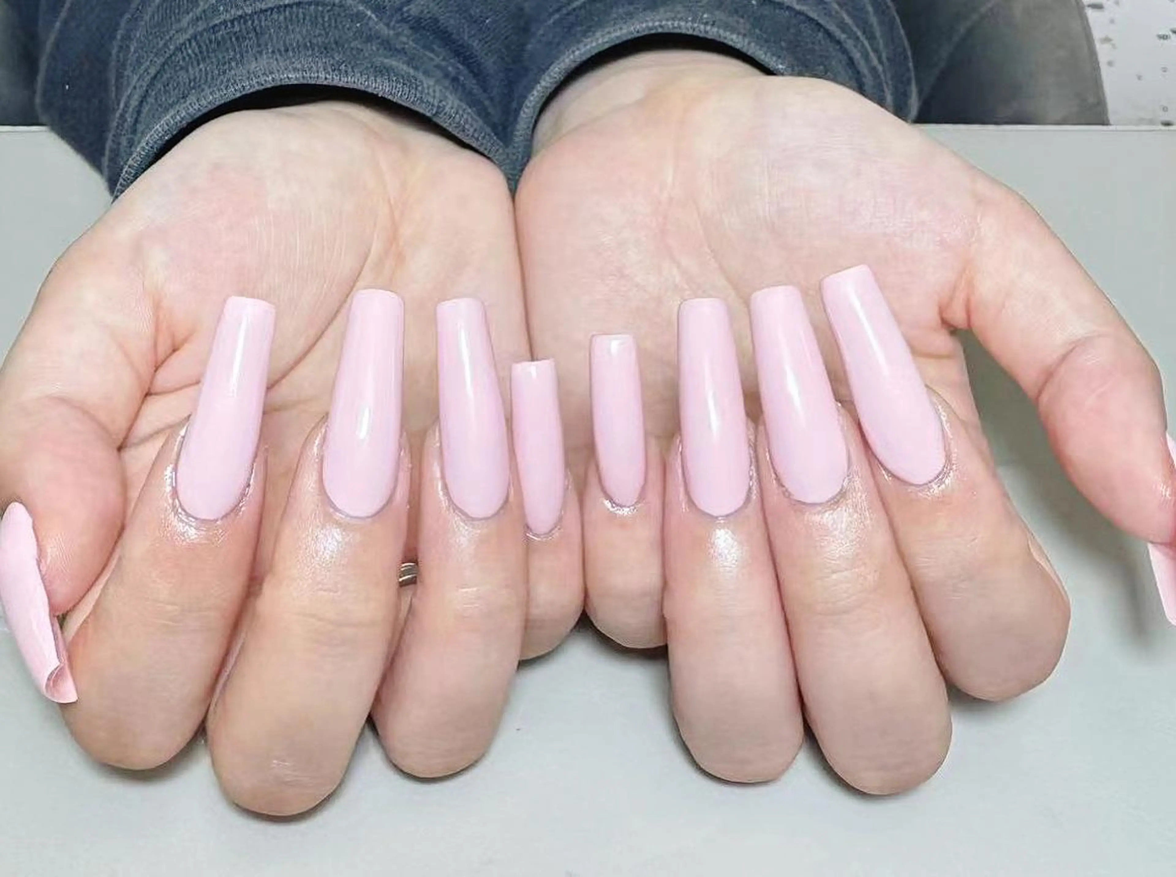 ネイル ハンドネイル 🎀 NaNa_nailのネイルデザイン