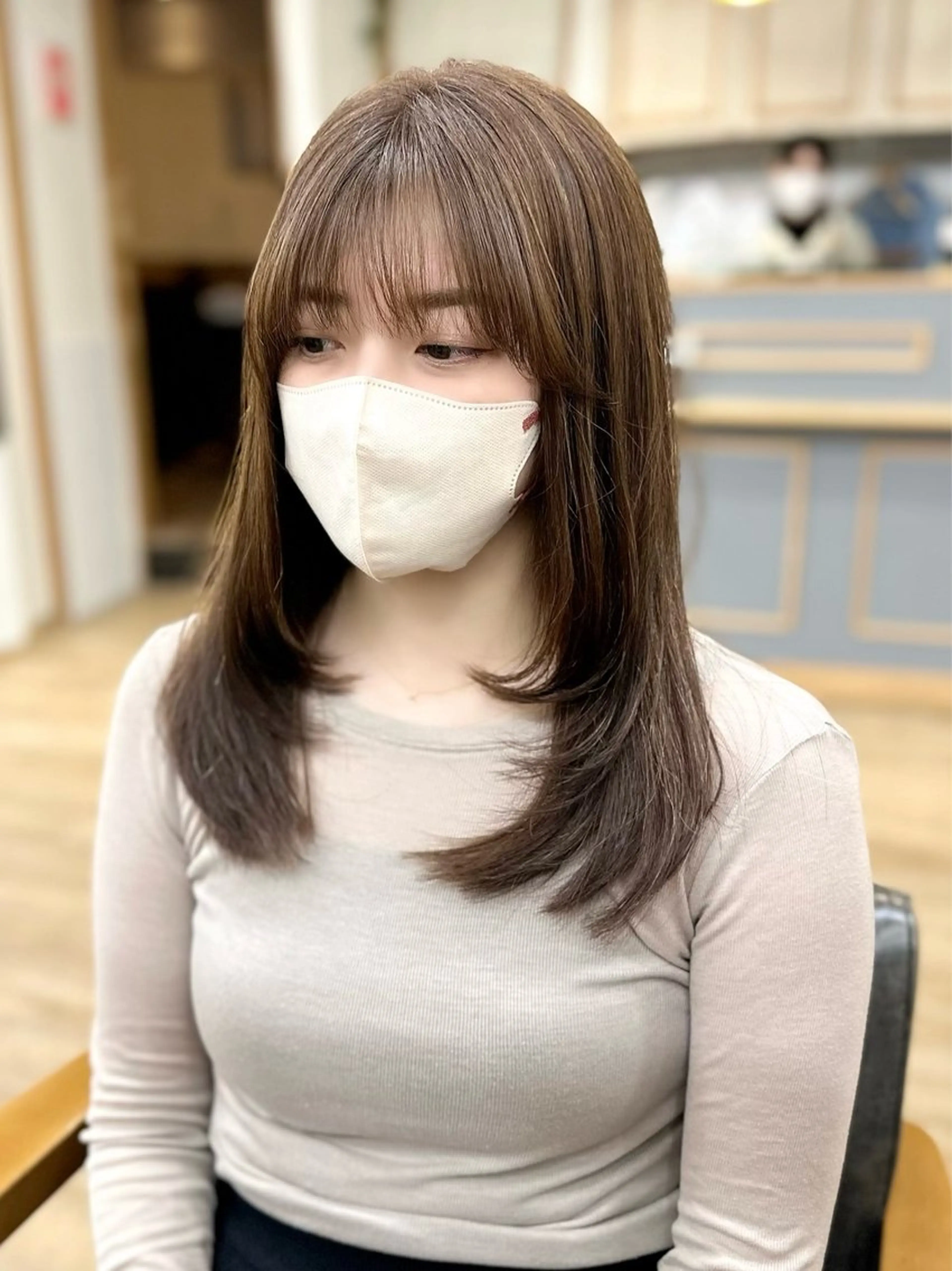 ミディアム カラー パーマ ヘアアレンジ メンズ キッズ レイヤーカット 🌿透け感カラーのヘアスタイル