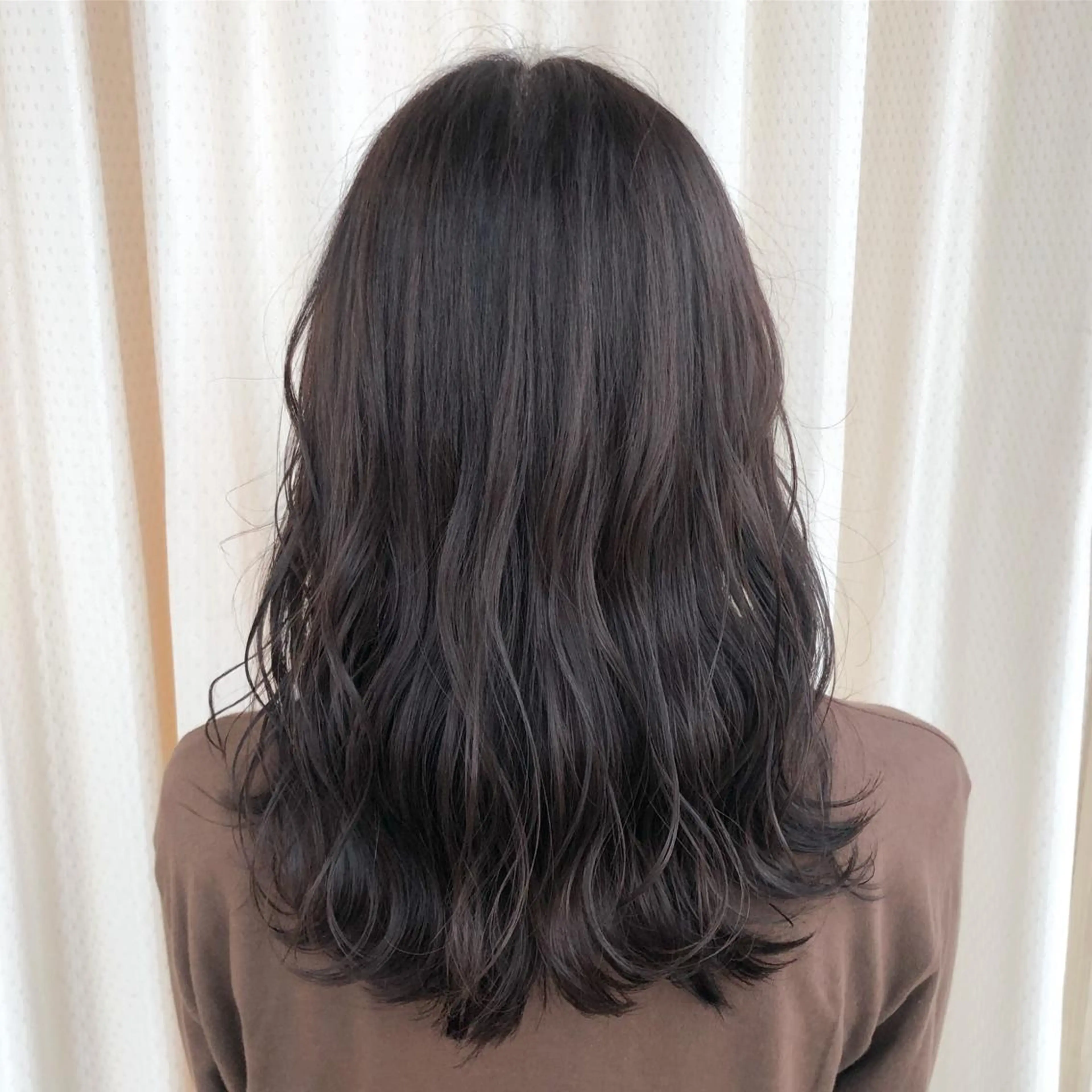 セミロング カラー サソウ ユリエ🥥のヘアスタイル