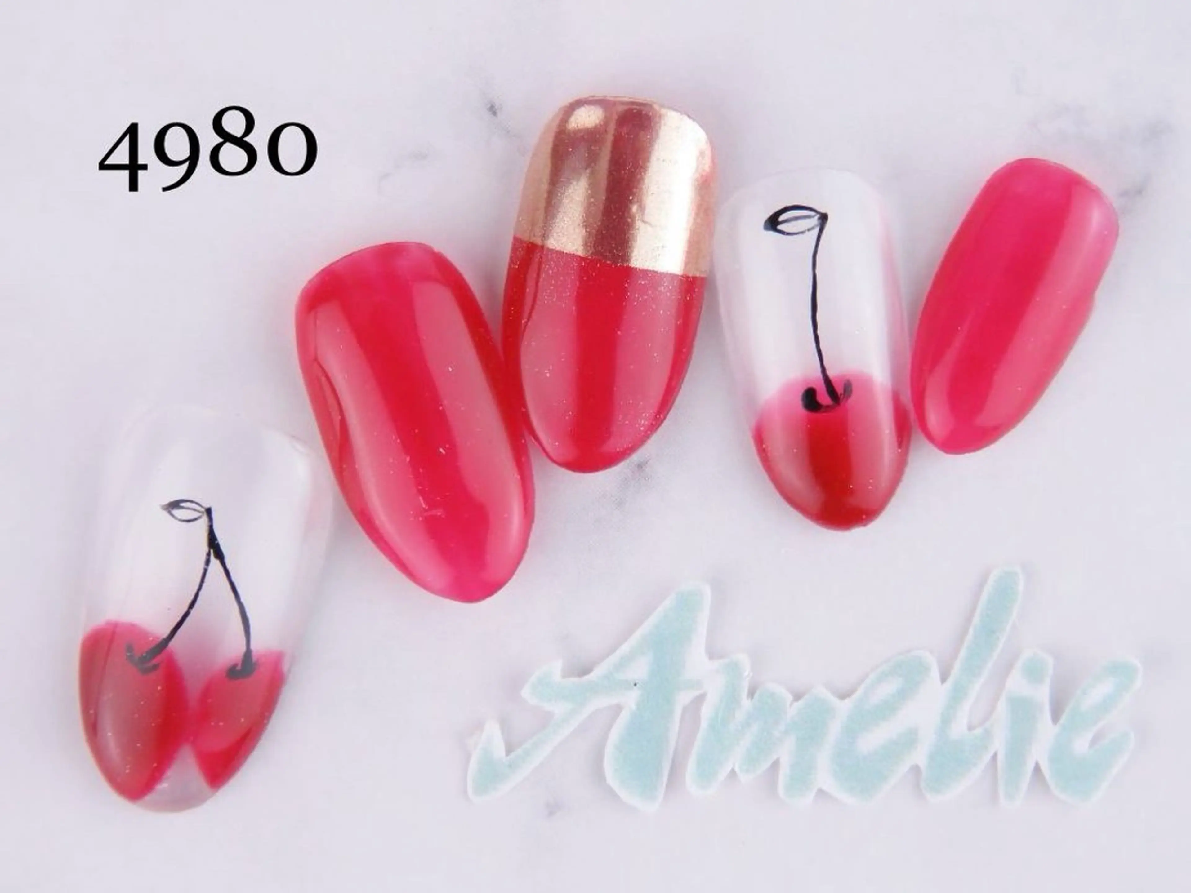 ネイル 浅野 綾のネイルデザイン