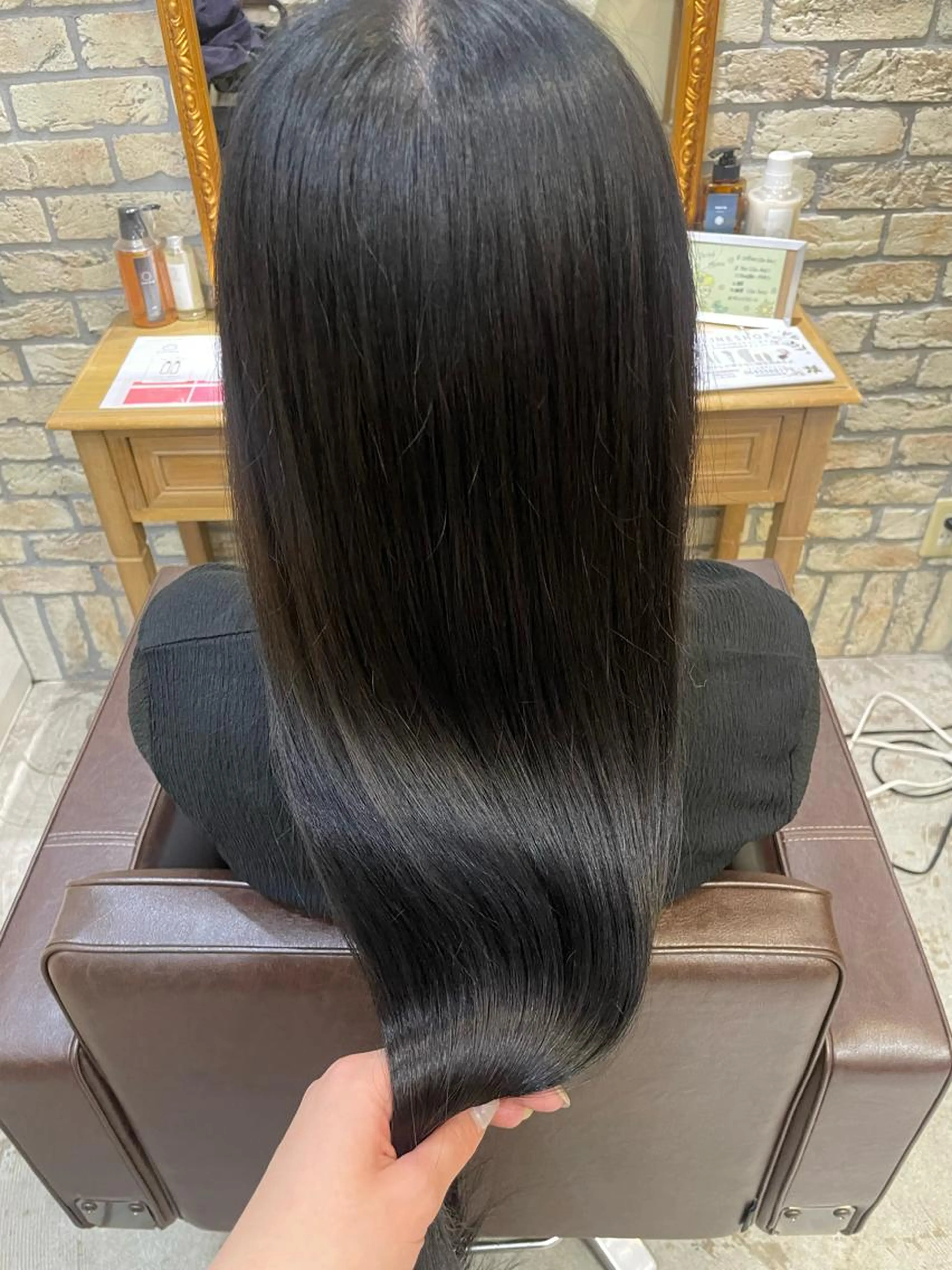 【おすすめ🎀】毛先メンテナンスカット＋酸性縮毛矯正＋コーティングトリートメント🫧の写真