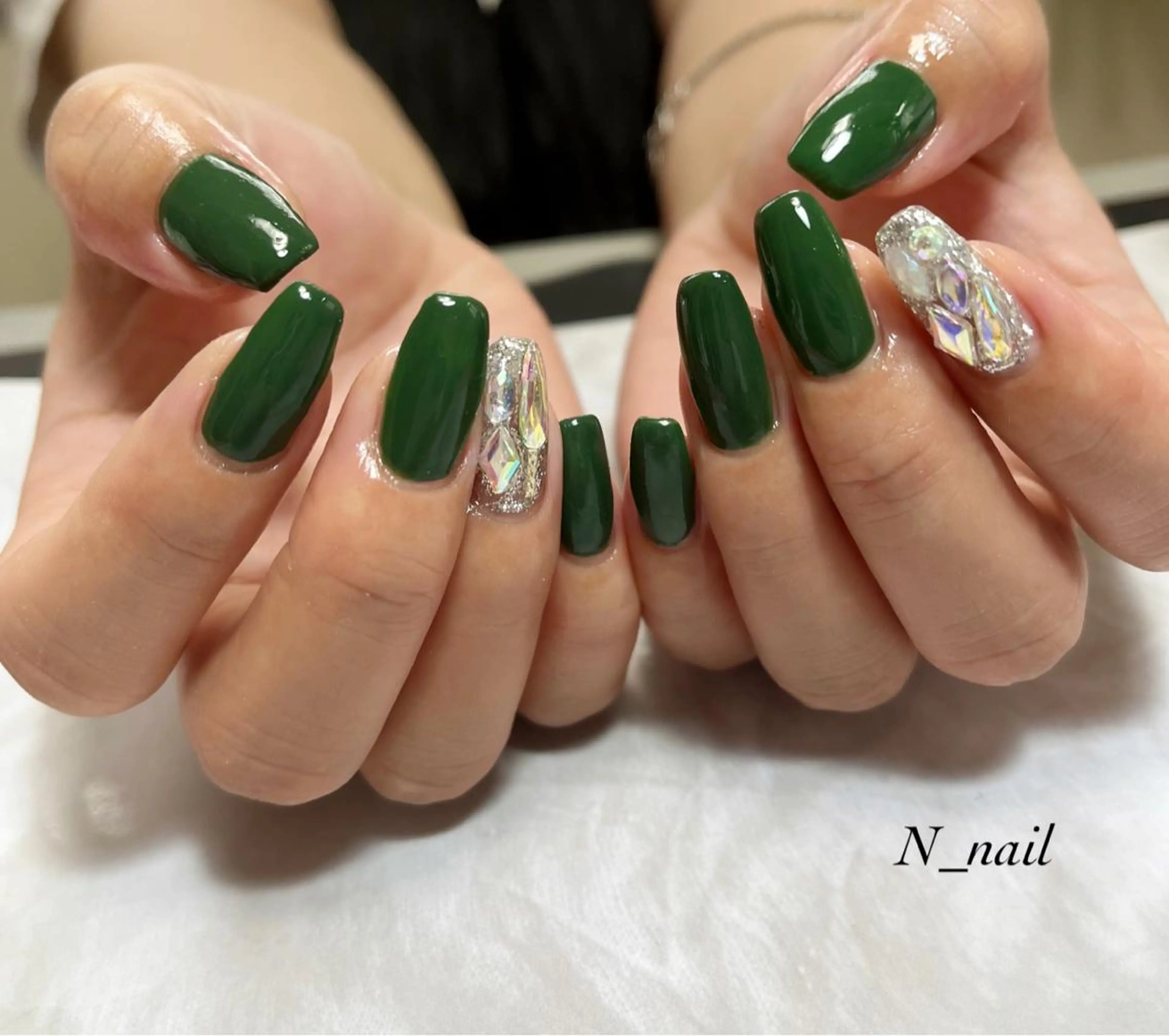 ネイル 長さ出し ストーンネイル ネイルチップ Nail lienのネイルデザイン