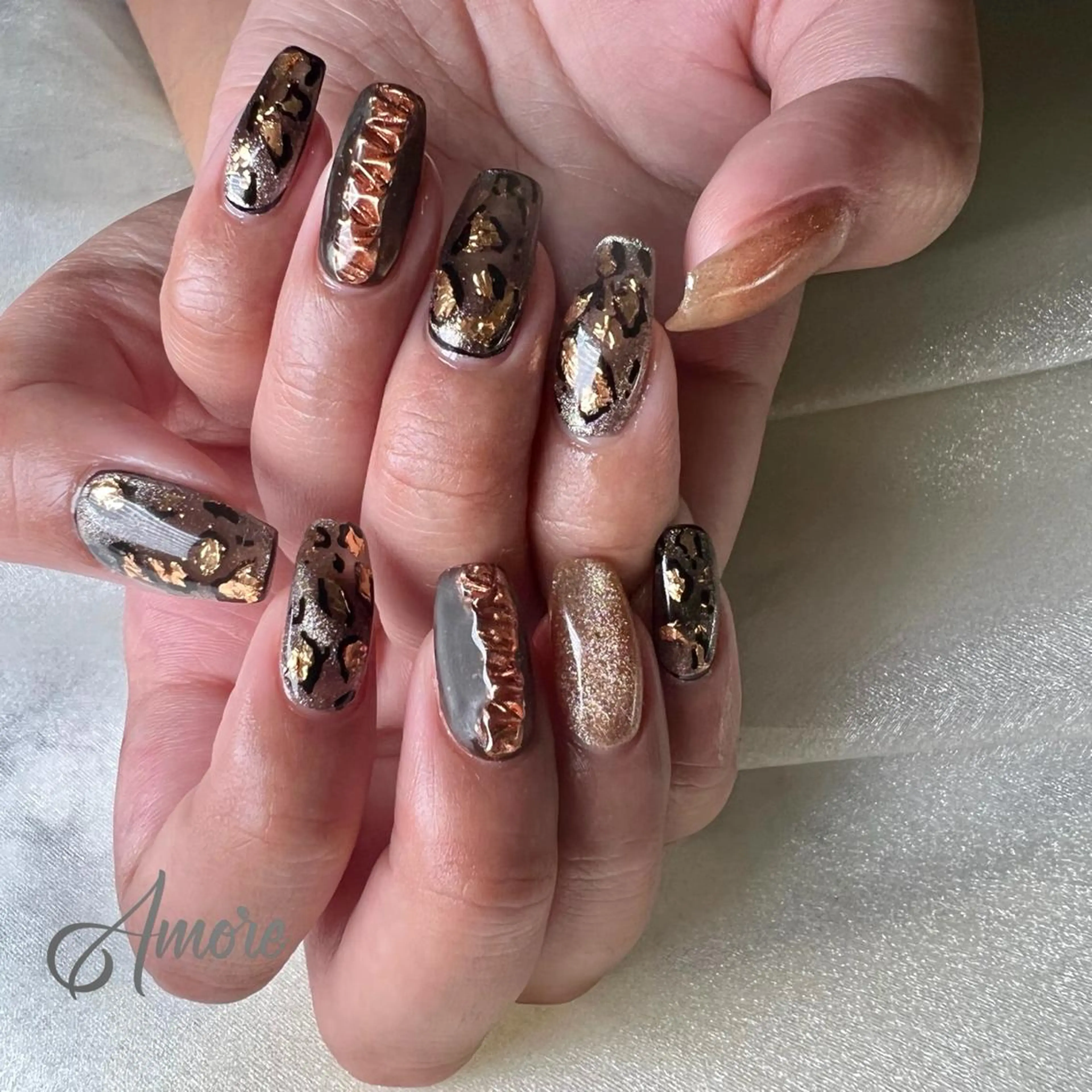 ネイル ジェルネイル 氷ネイル・うるうるネイル マグネットネイル ミラーネイル ニュアンスネイル You kyehwaのネイルデザイン