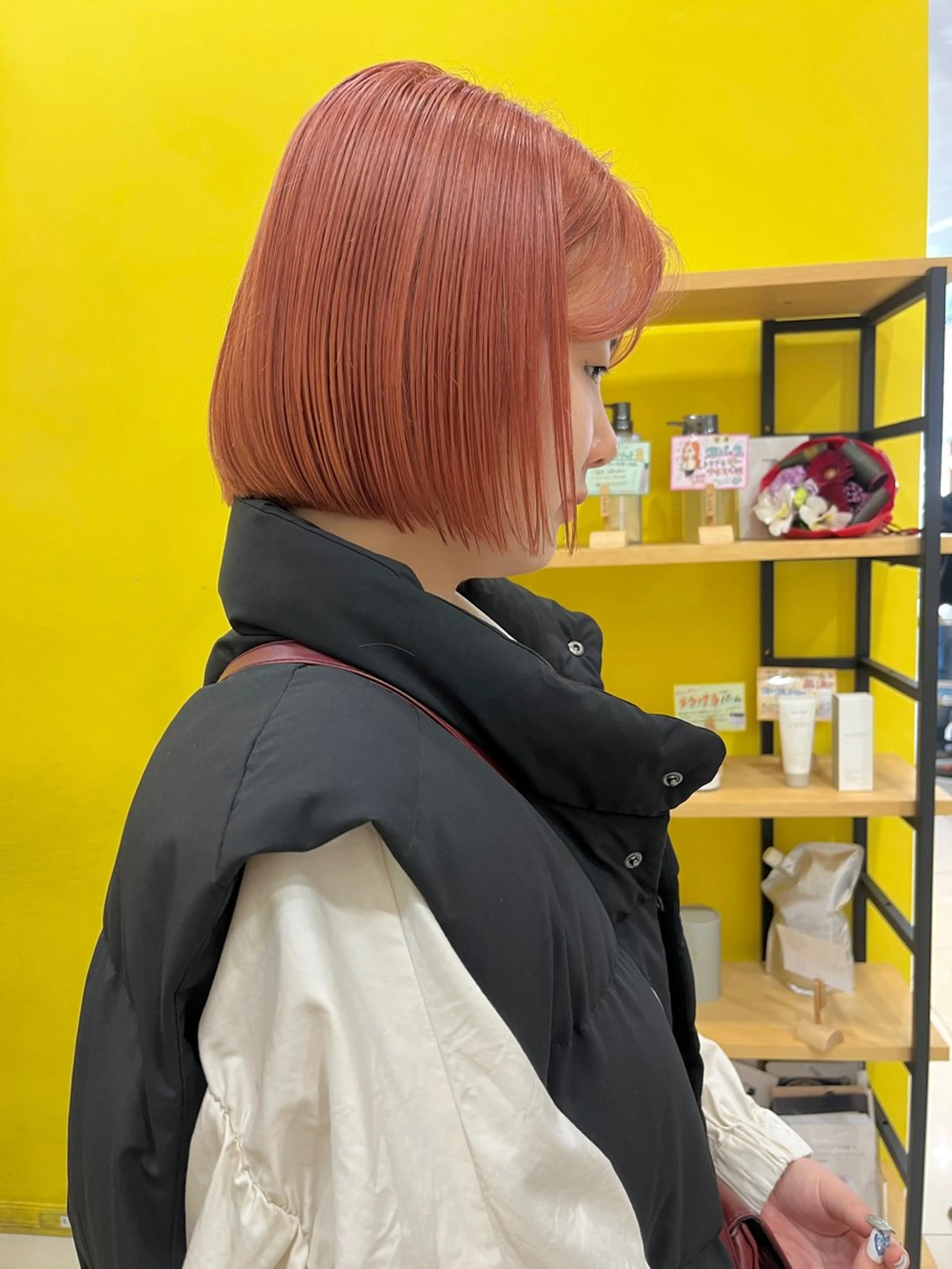 カラー 黒田瀬奈/ボブ まろやかベージュのヘアスタイル