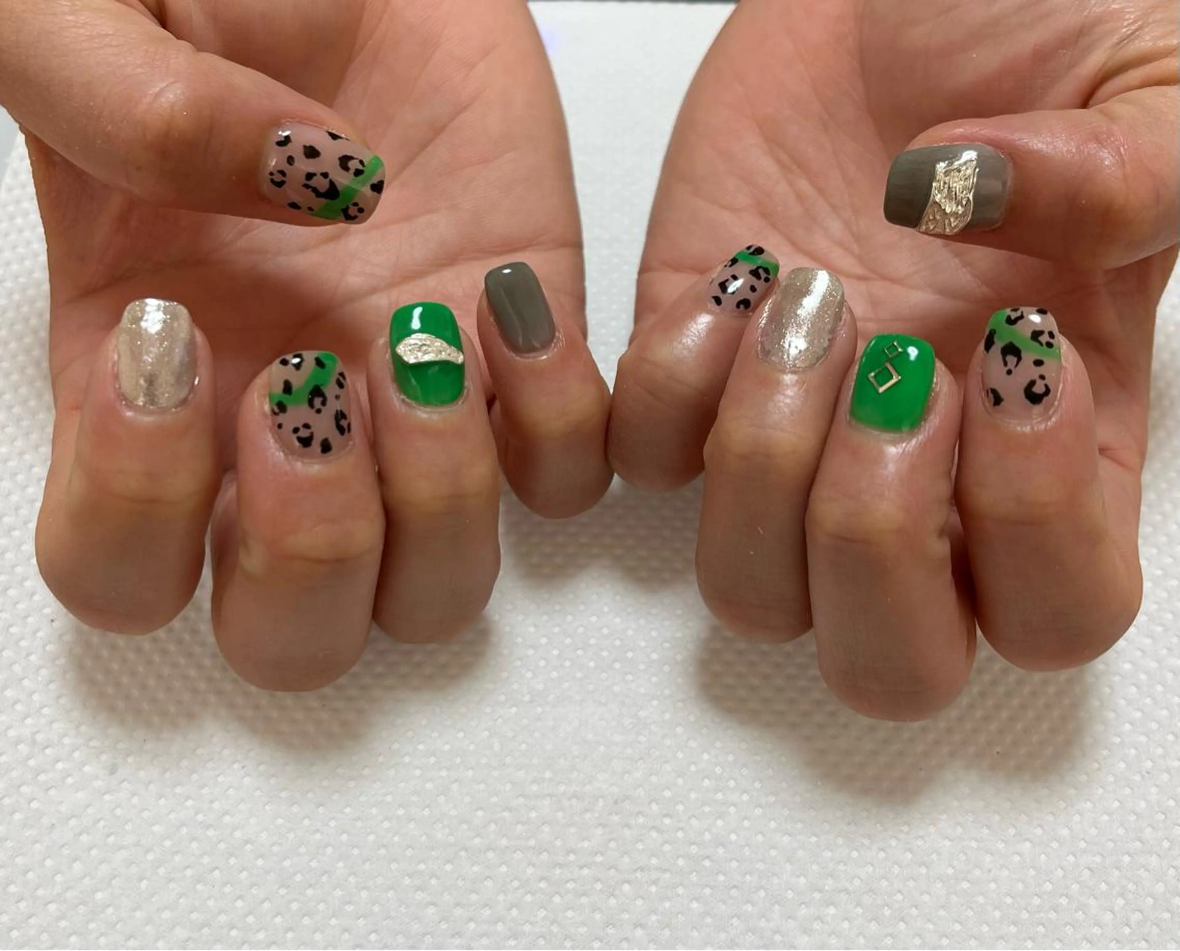 ネイル nail M&Tのネイルデザイン