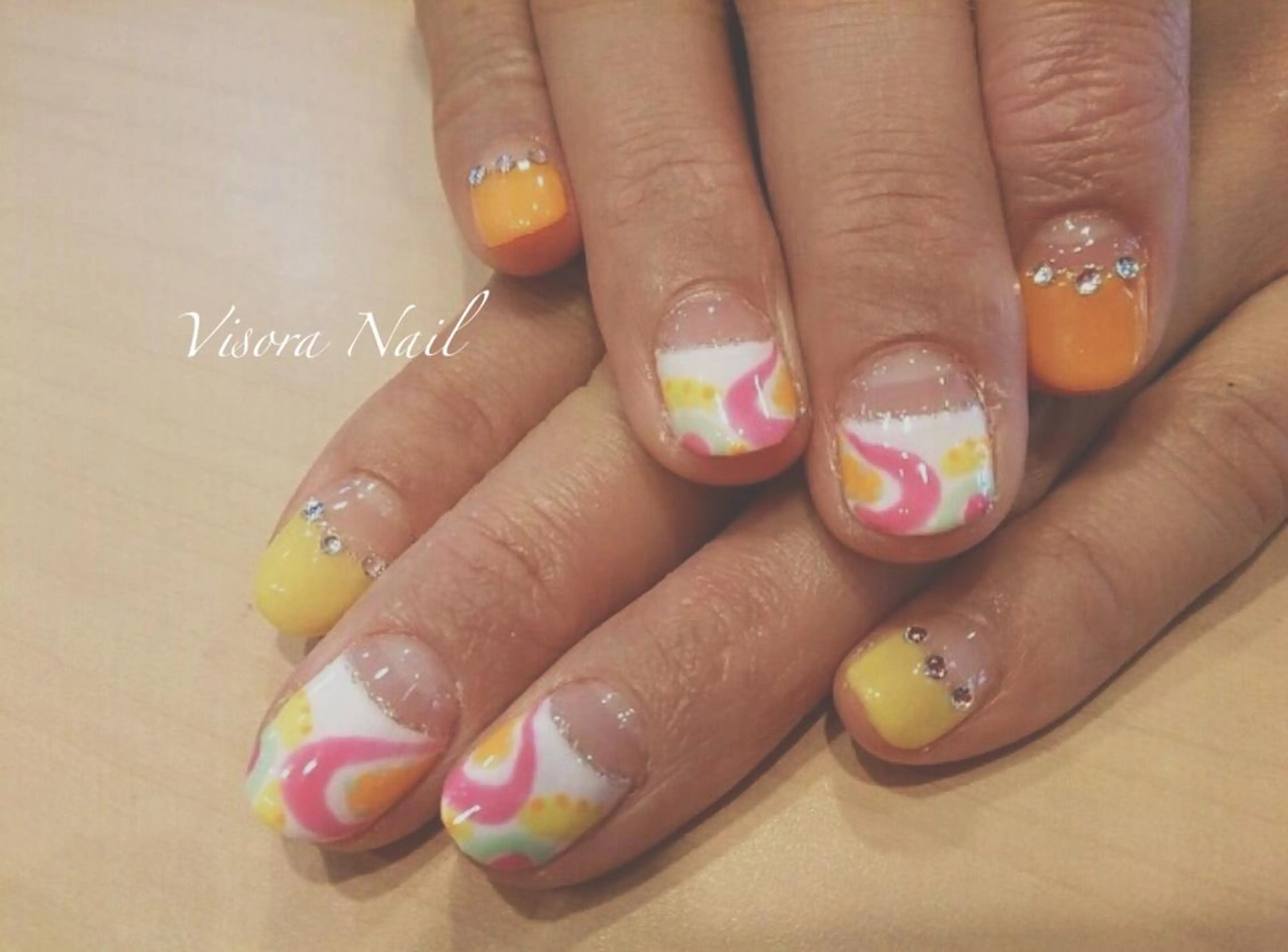 ネイル ハンドネイル 美SORA ～ｳﾞｨｿﾗ～のネイルデザイン