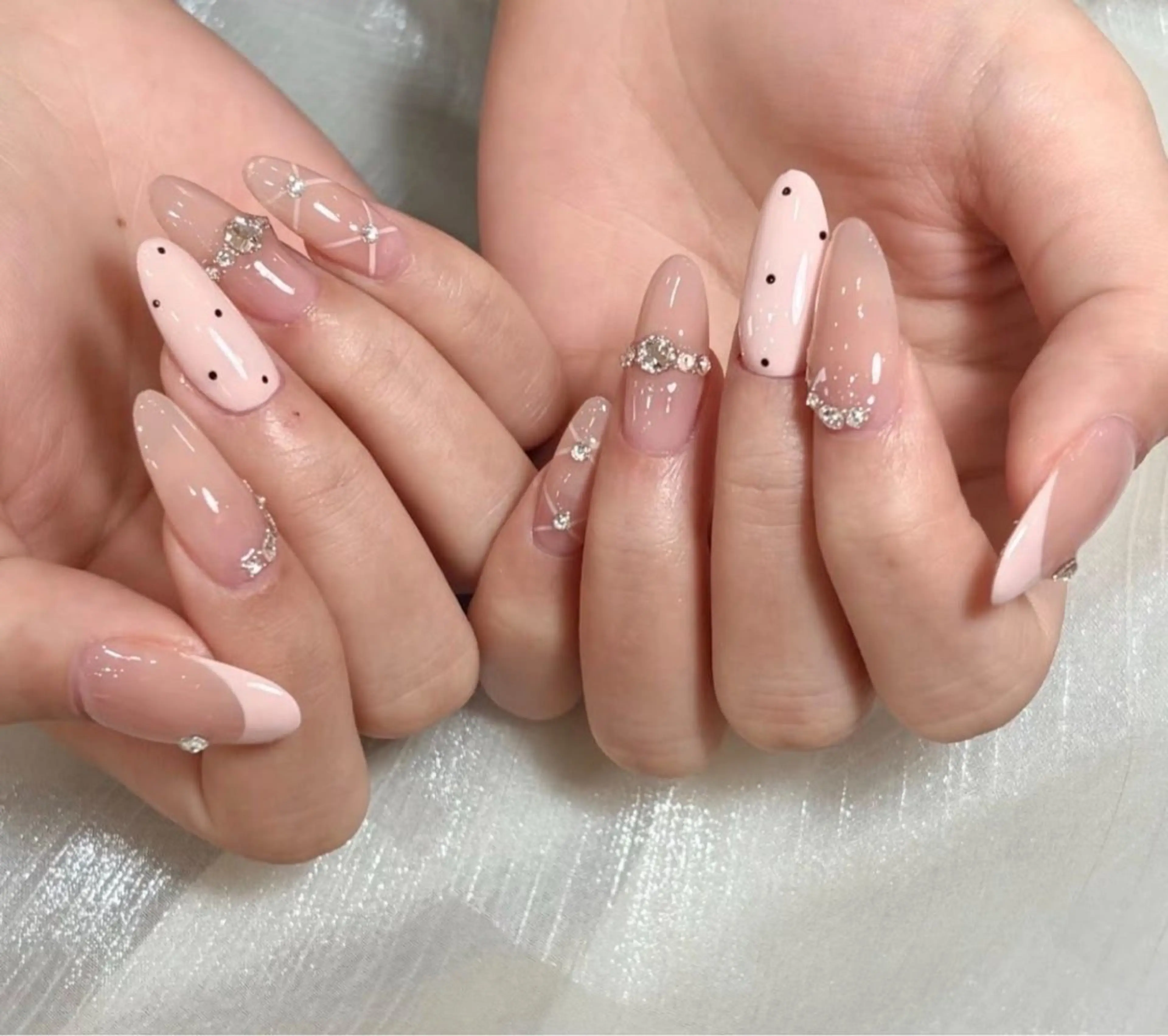 ネイル ハンドネイル 🎀PG🩵 ネイルサロンのネイルデザイン