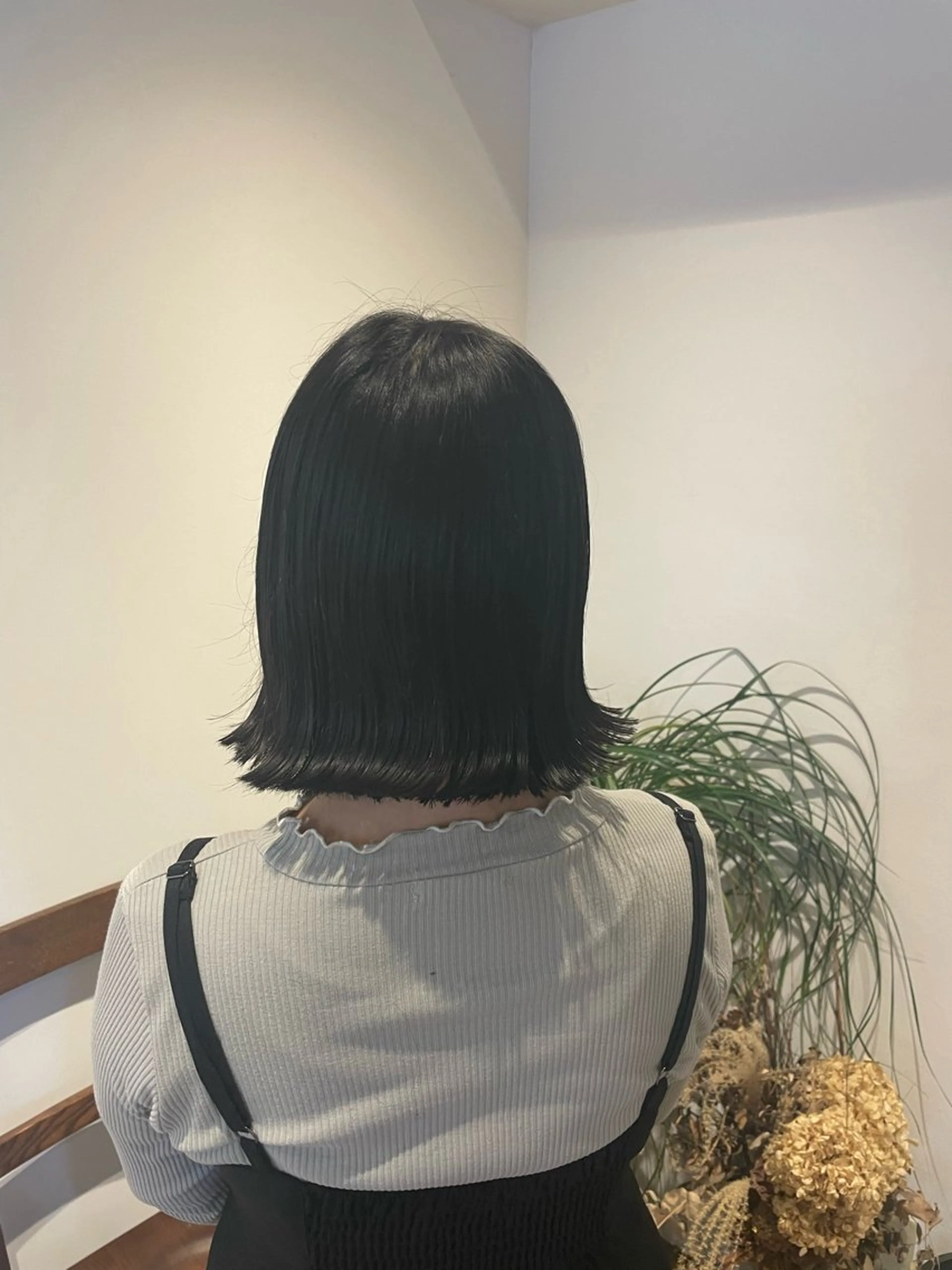 ショート 山崎 彩音のヘアスタイル